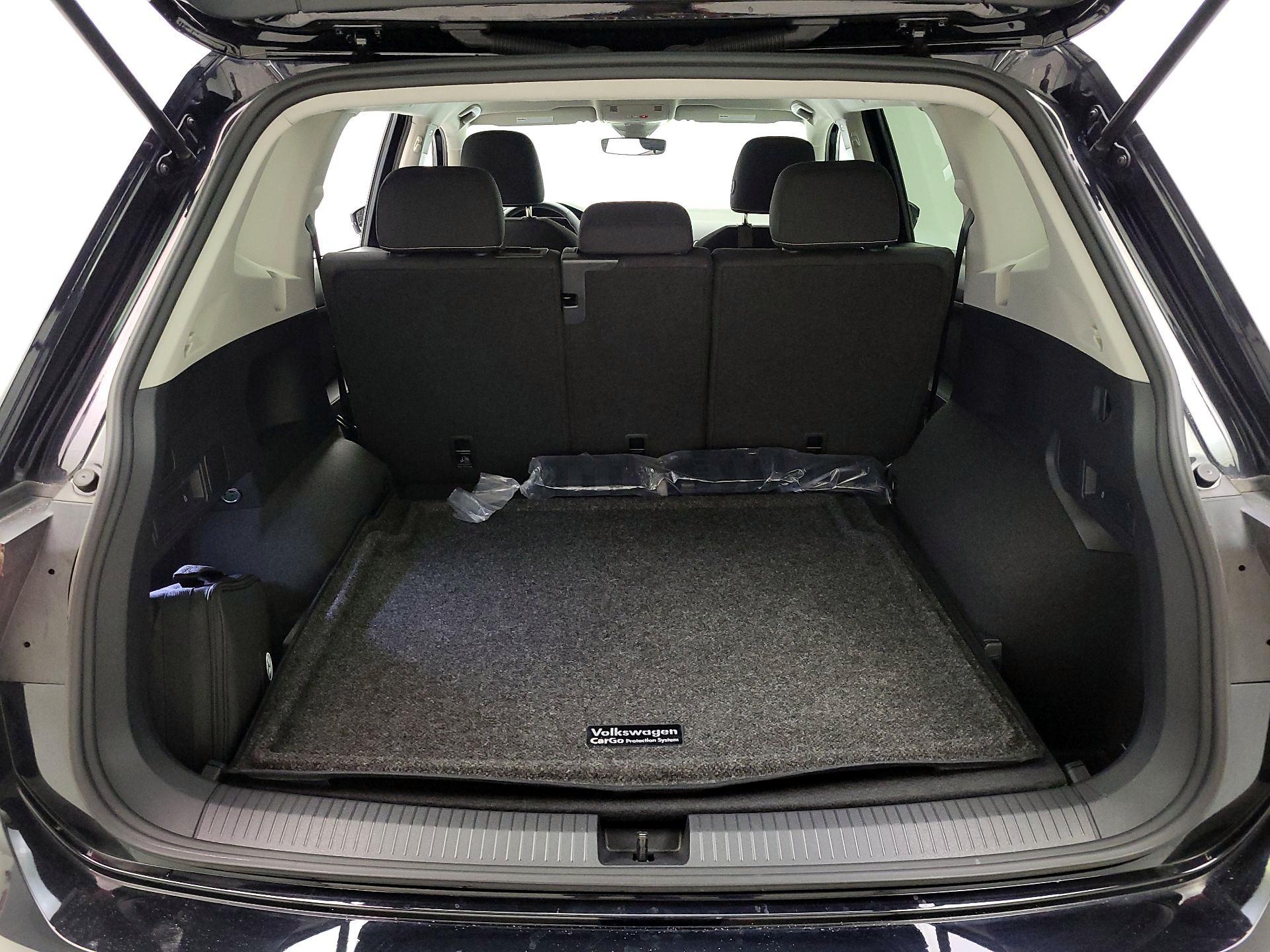 Thumbnail: 2024 Volkswagen Tiguan - 20