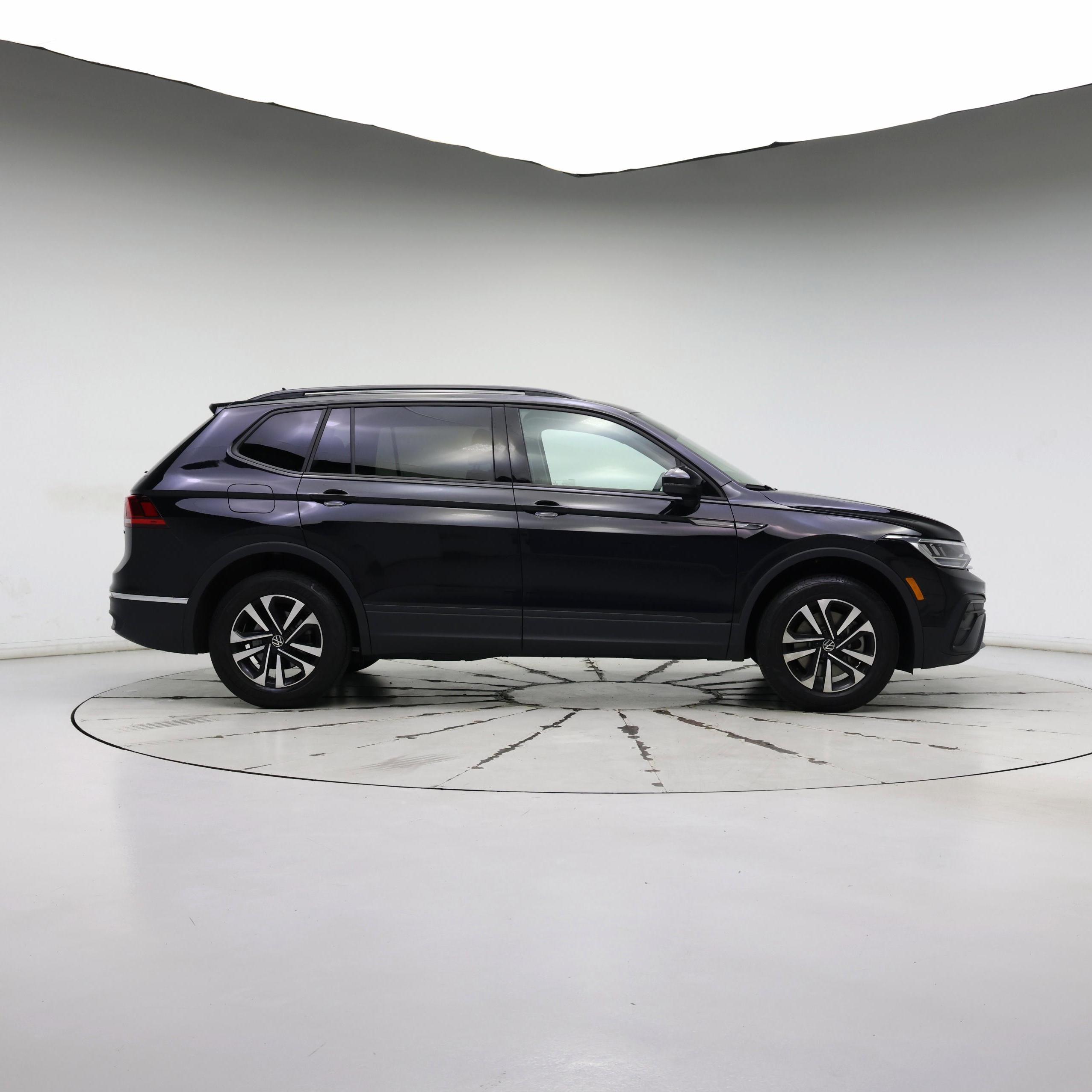 Thumbnail: 2024 Volkswagen Tiguan - 7