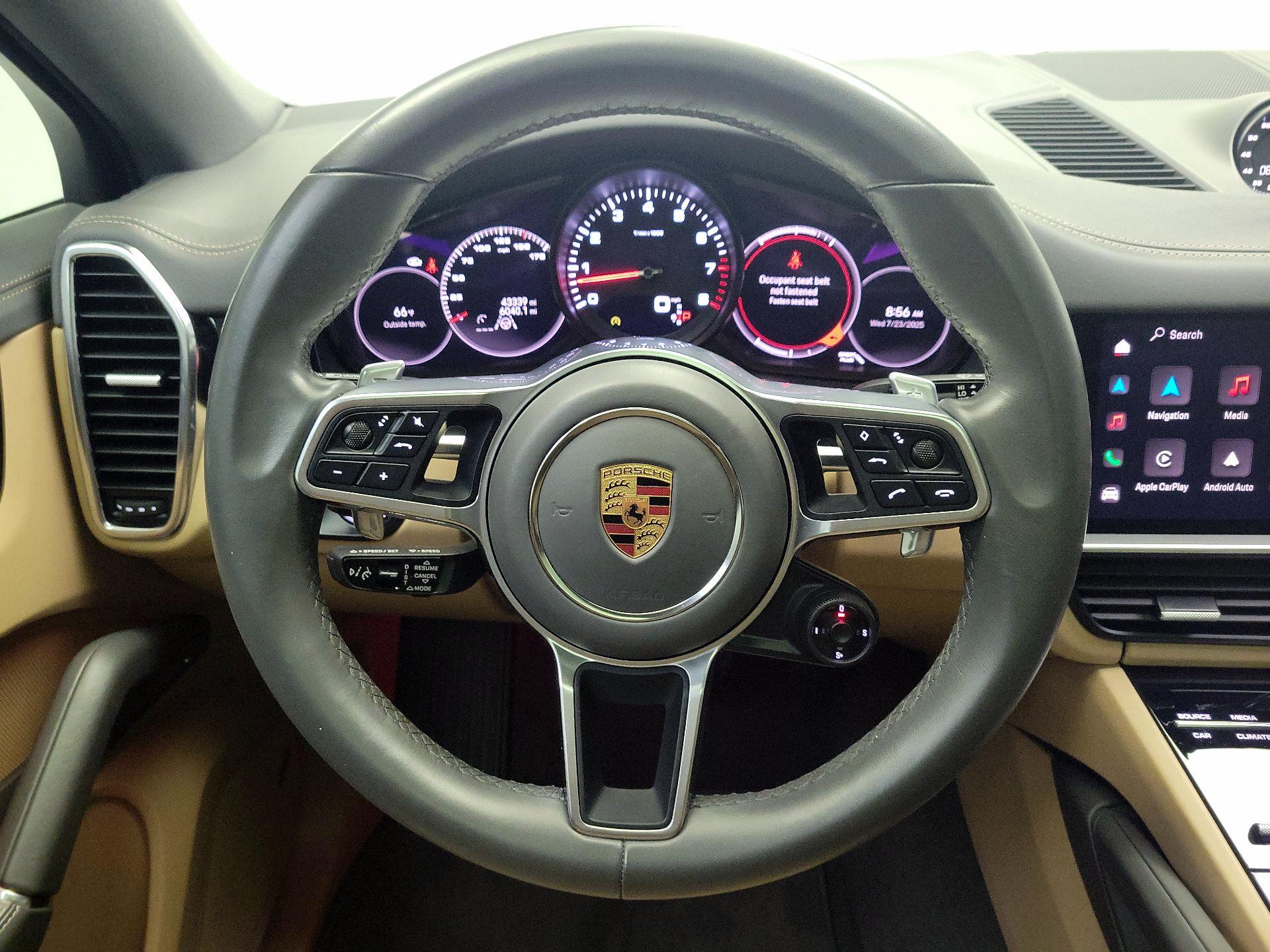 Thumbnail: 2022 Porsche Cayenne - 10