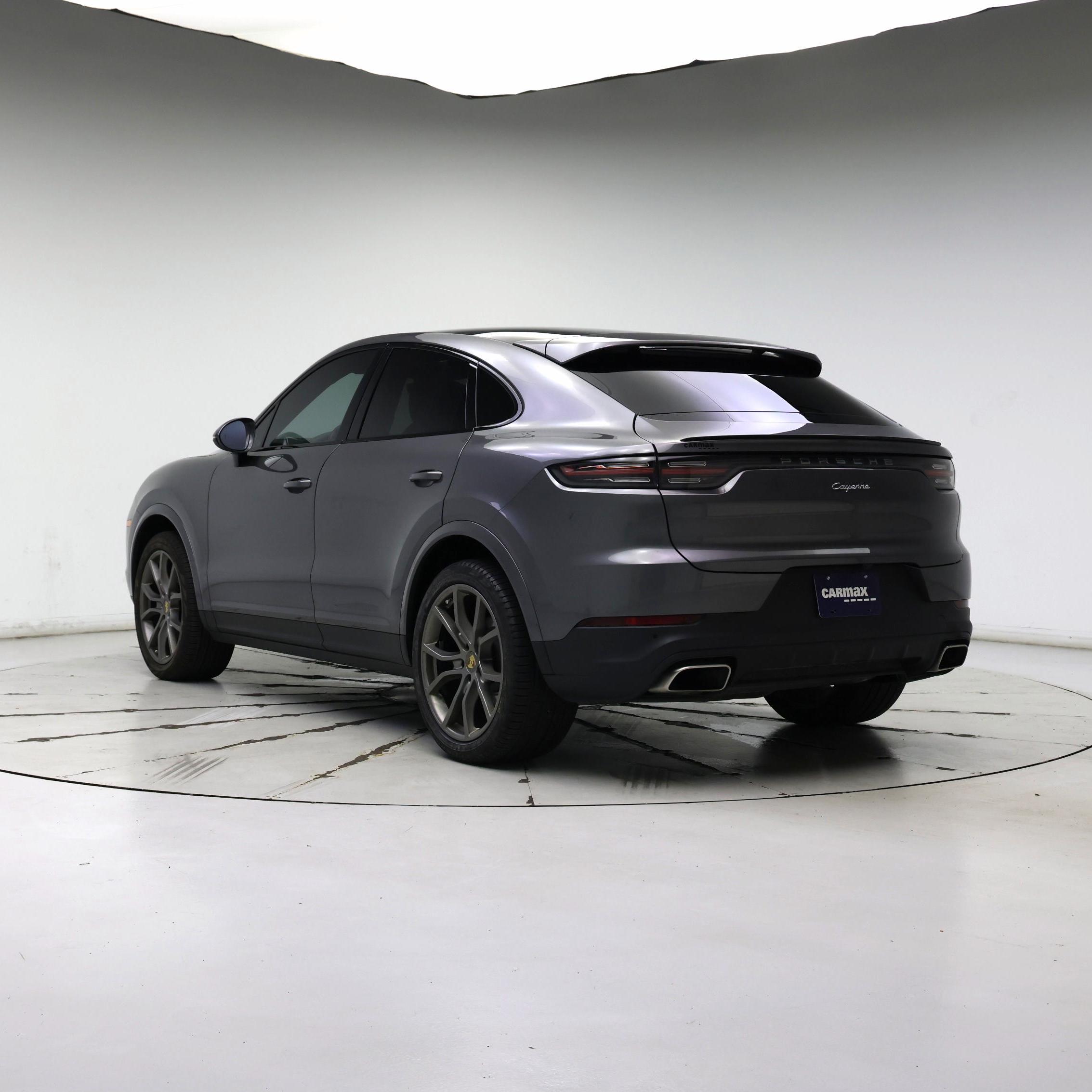 Thumbnail: 2022 Porsche Cayenne - 2