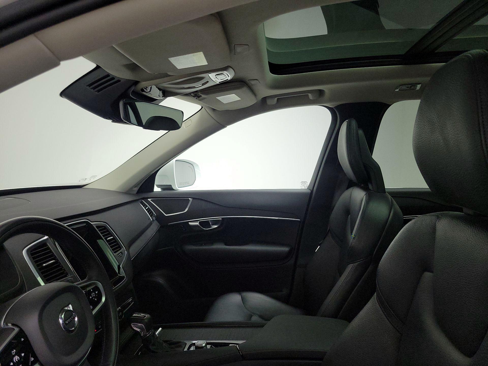 Thumbnail: 2020 Volvo XC90 - 20