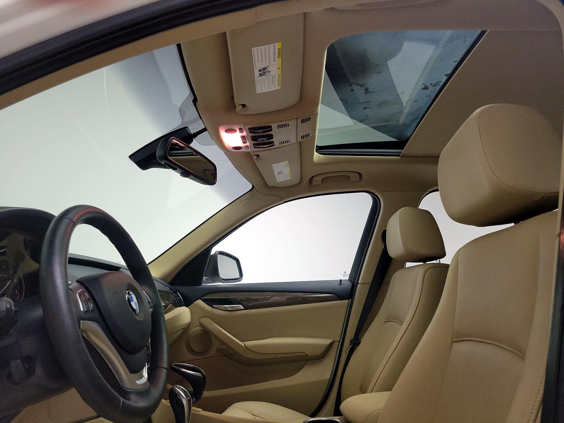Thumbnail: 2014 BMW X1 - 18
