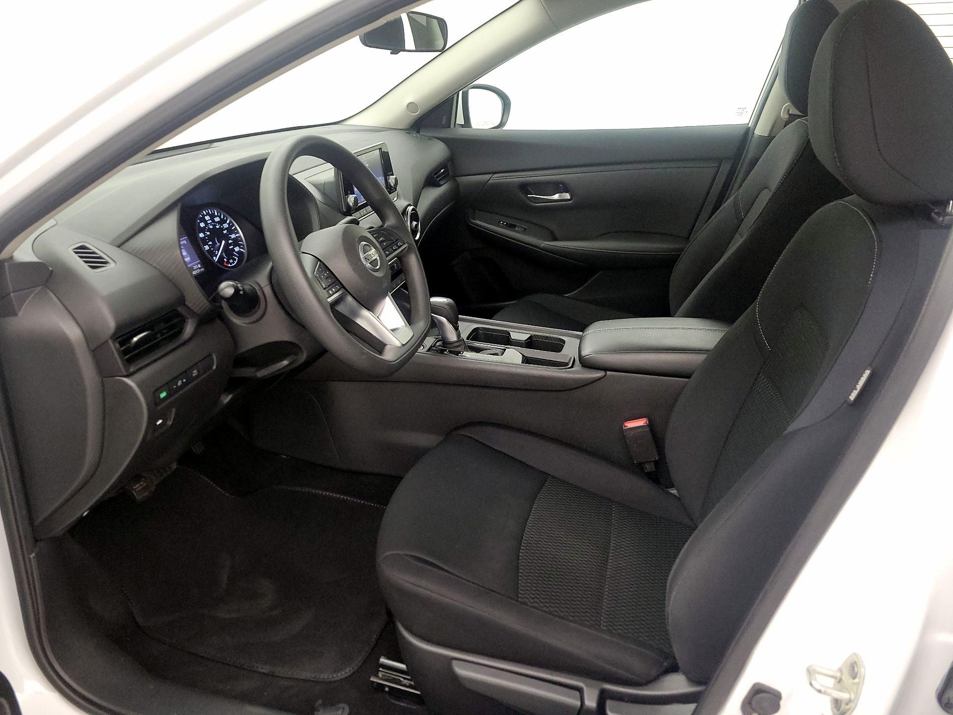 Thumbnail: 2021 Nissan Sentra - 11