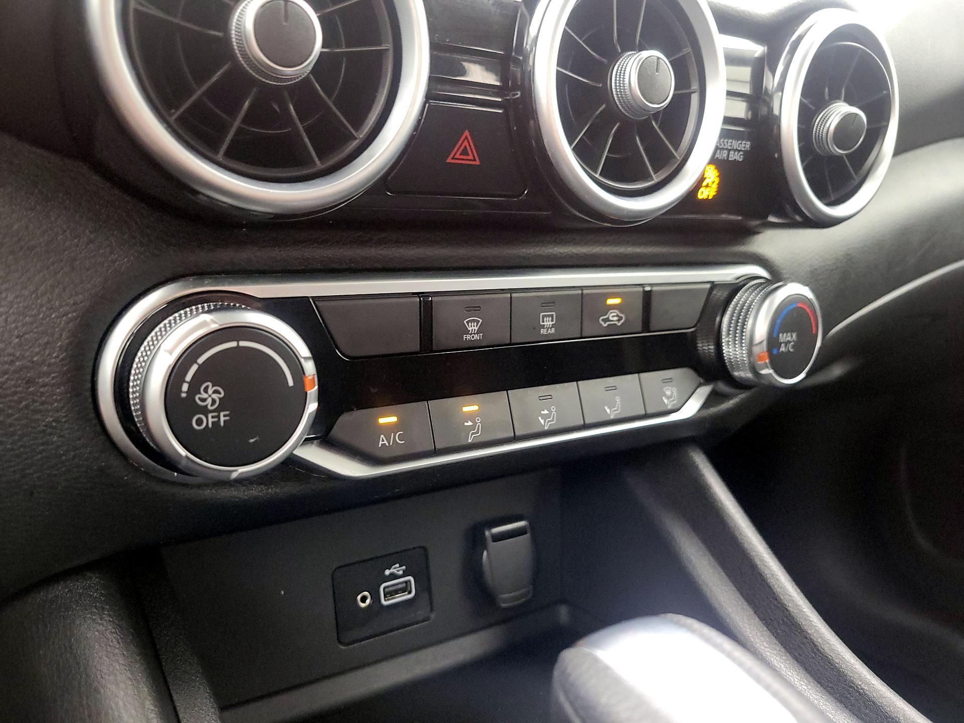 Thumbnail: 2021 Nissan Sentra - 16