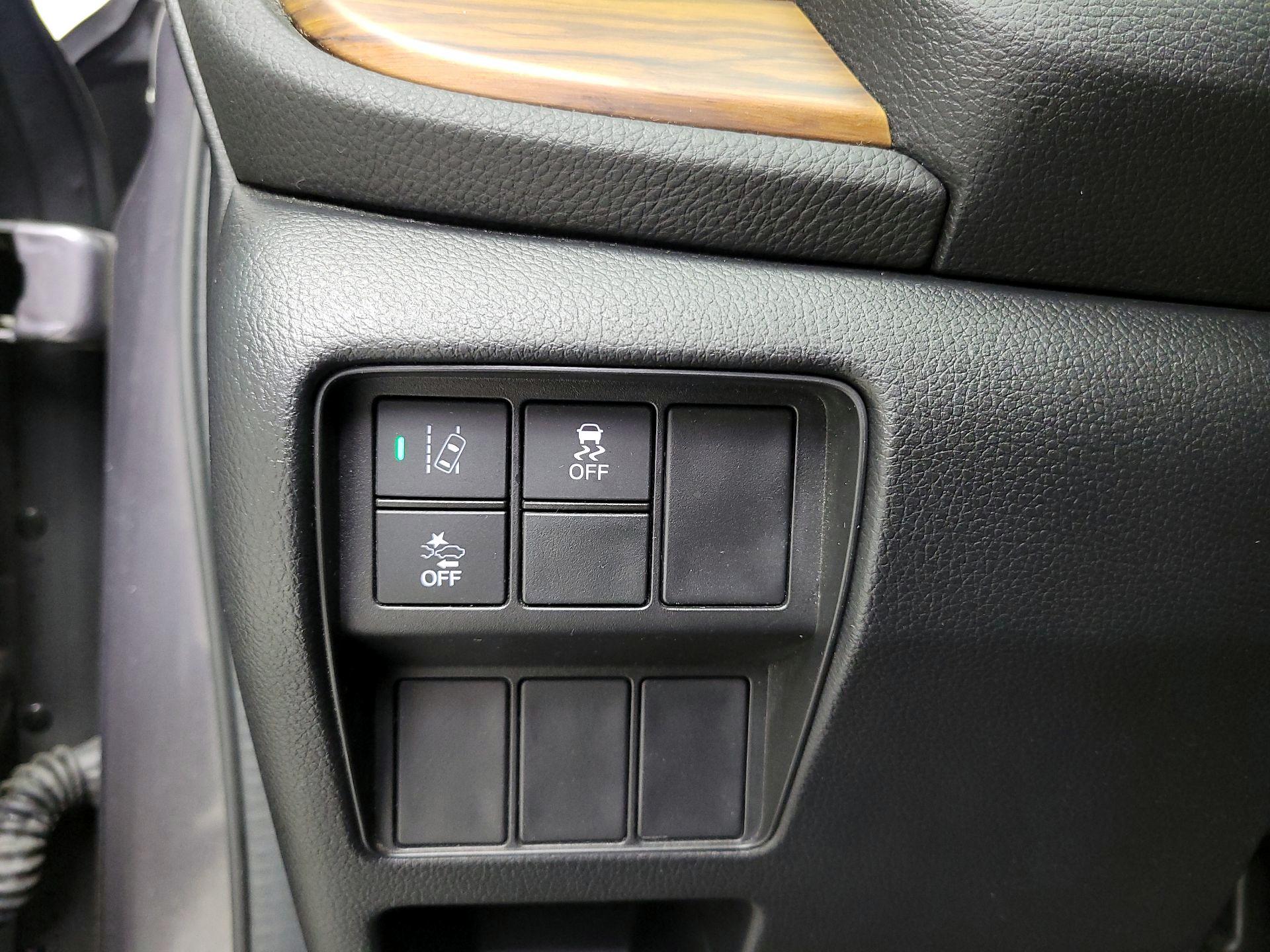 Thumbnail: 2018 Honda CR-V - 13