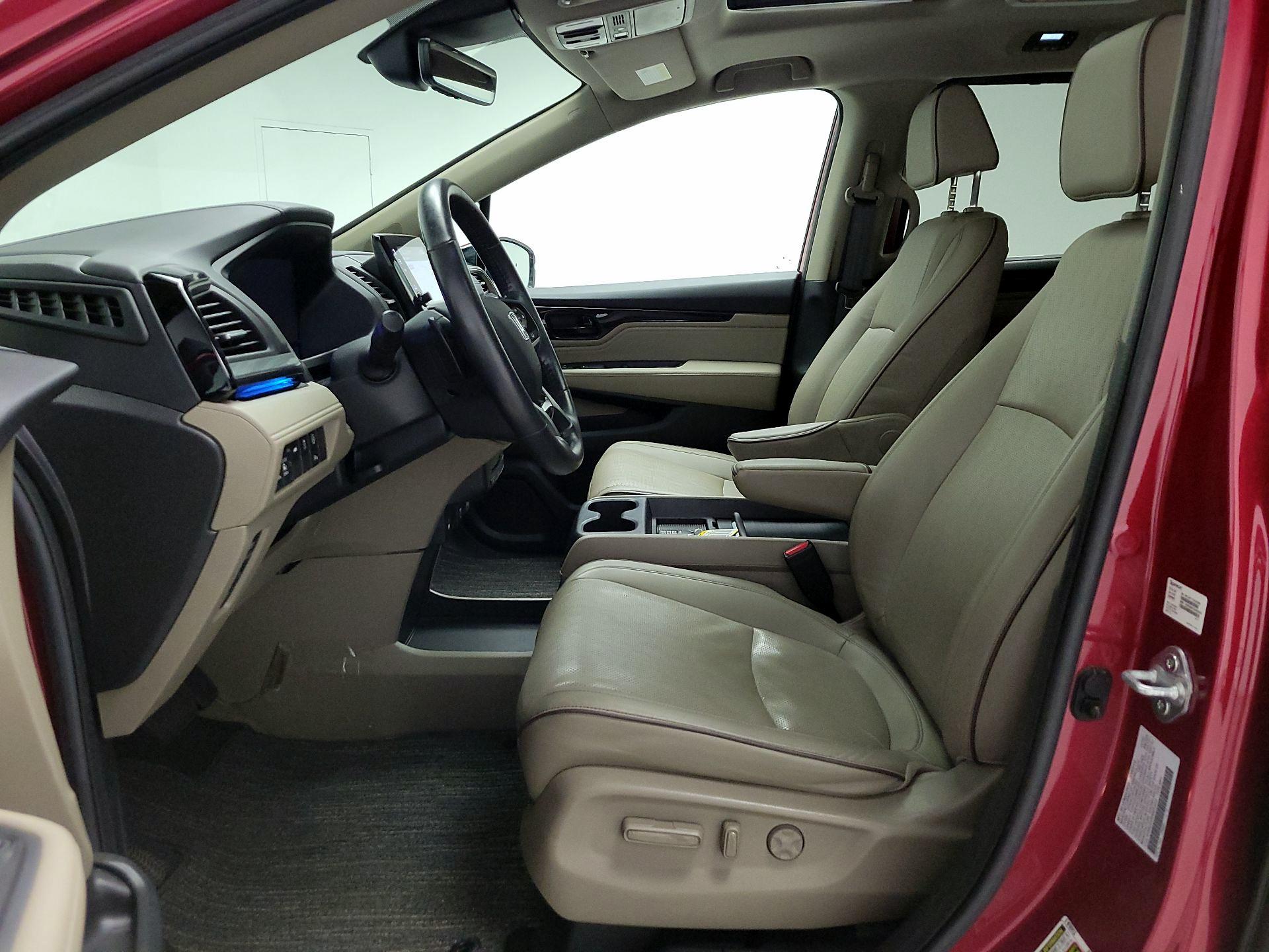 Thumbnail: 2022 Honda Odyssey - 11