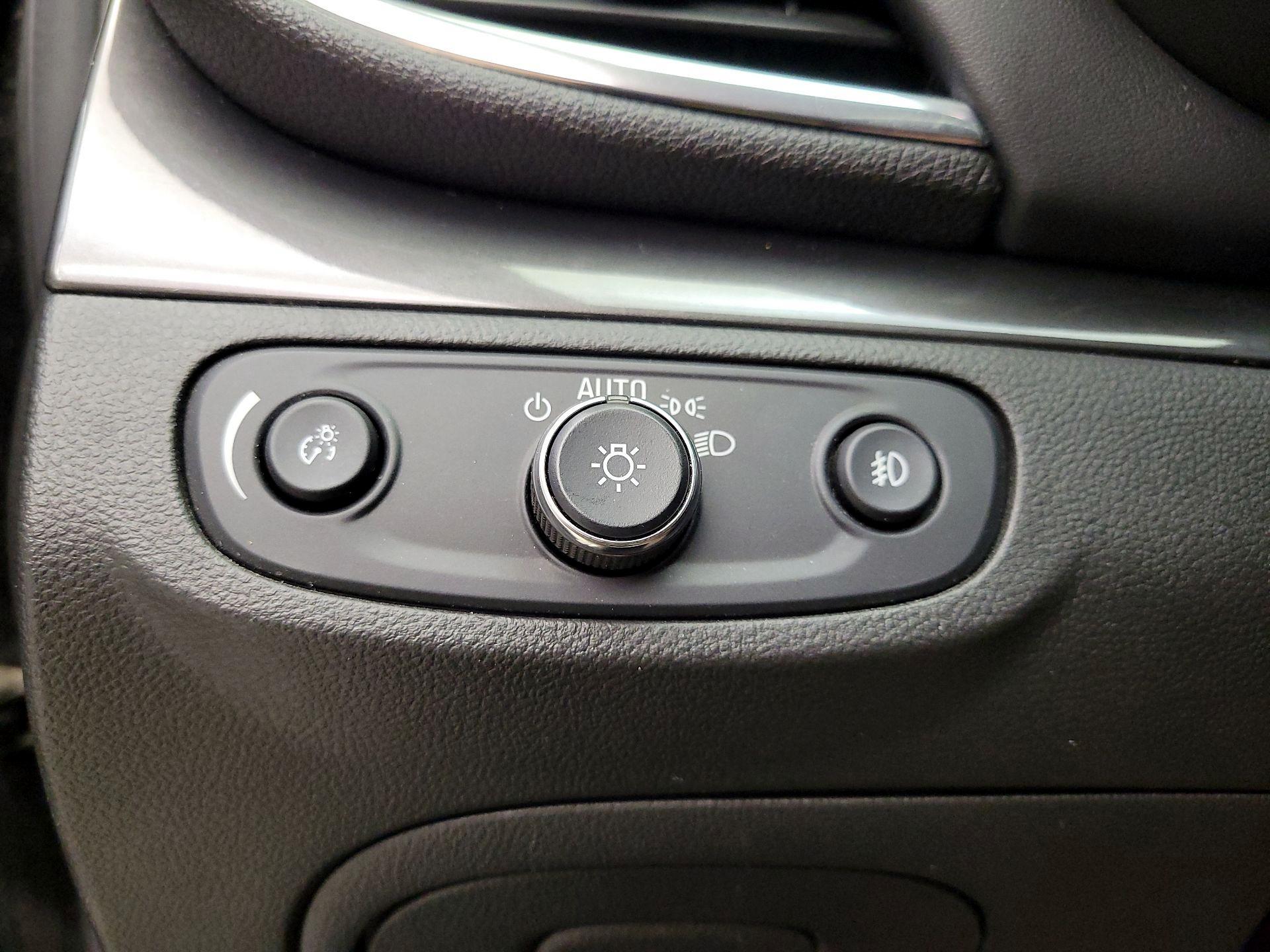 Thumbnail: 2018 Buick Encore - 13