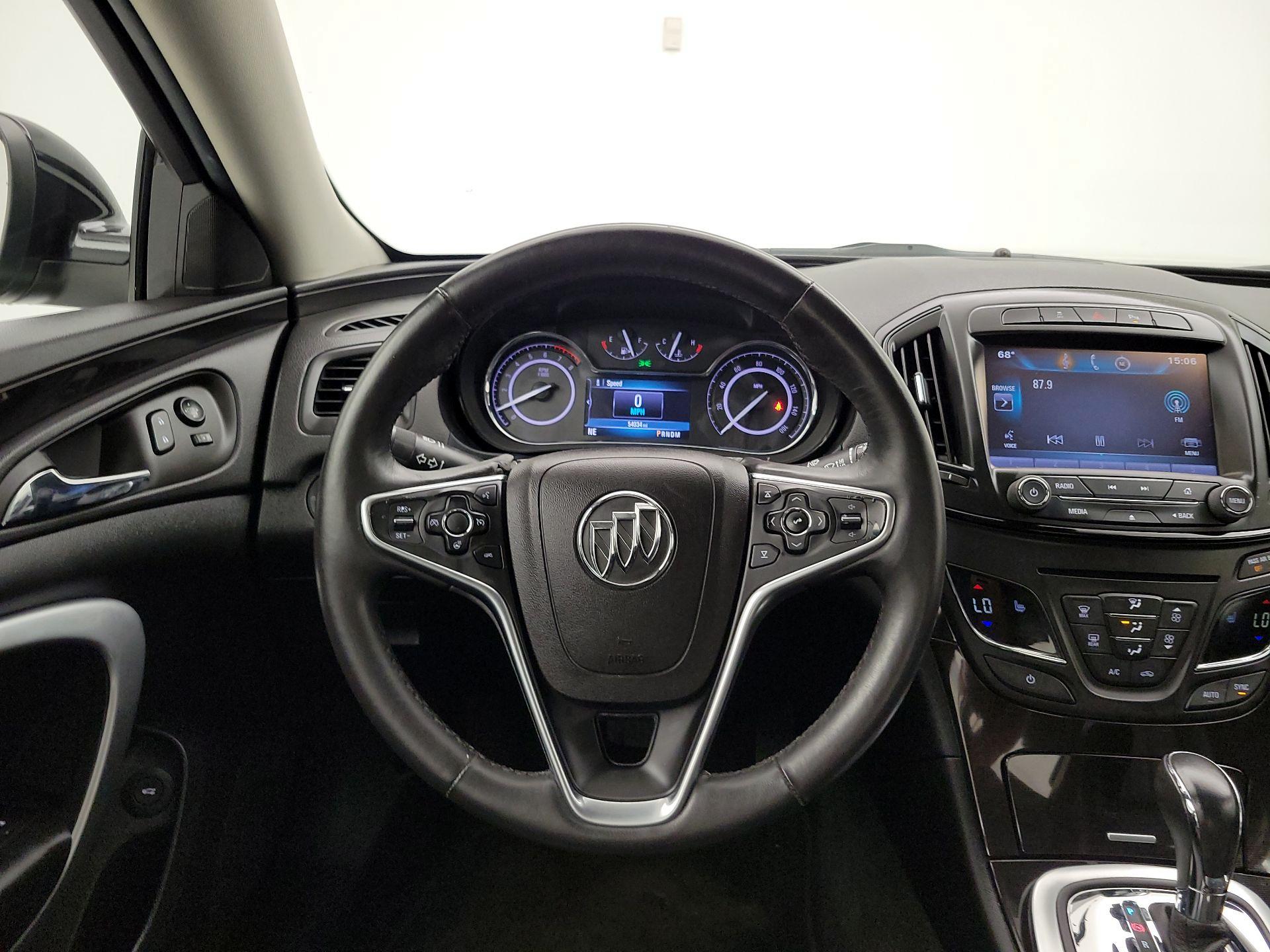 Thumbnail: 2015 Buick Regal - 10