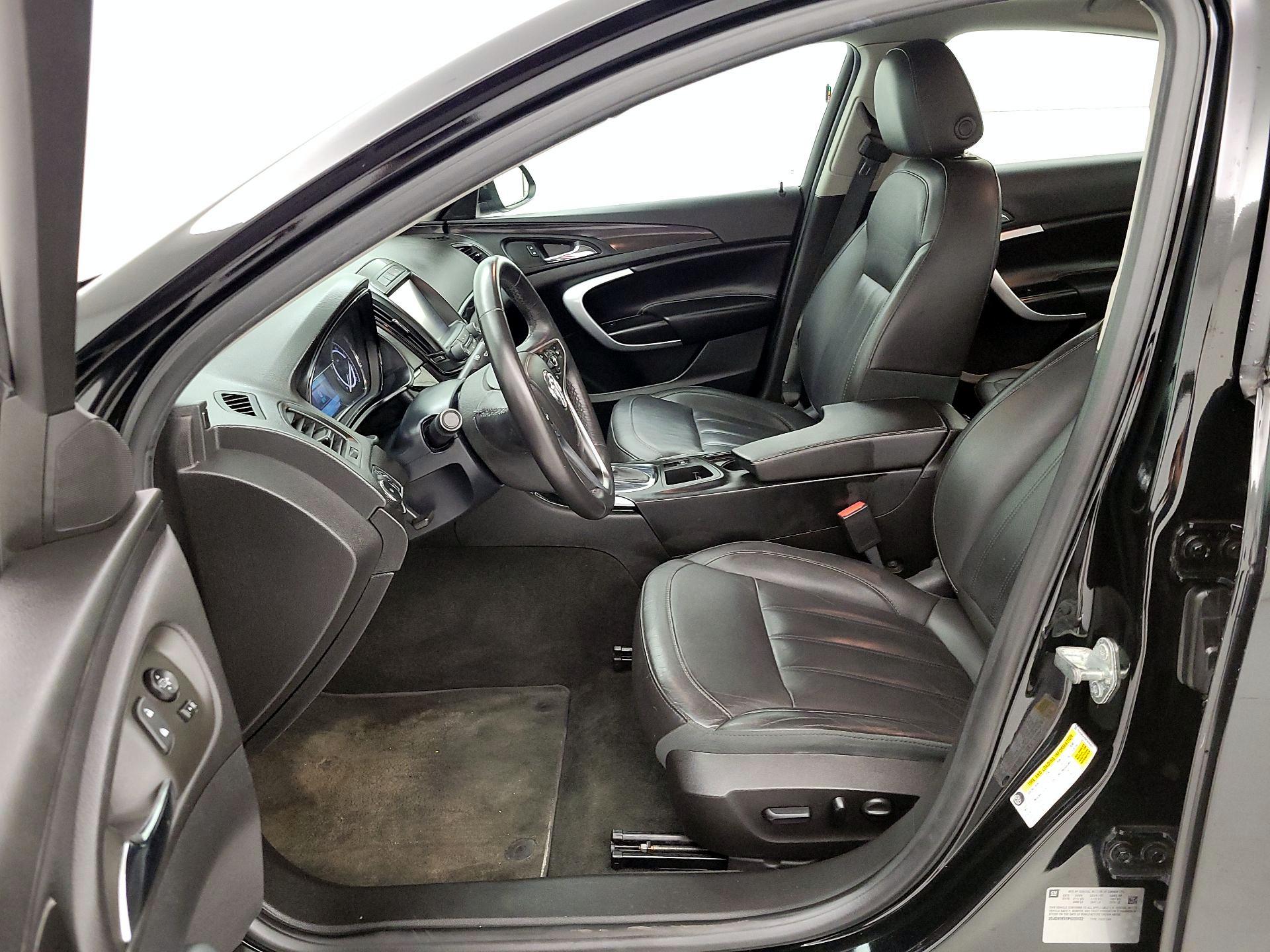 Thumbnail: 2015 Buick Regal - 11
