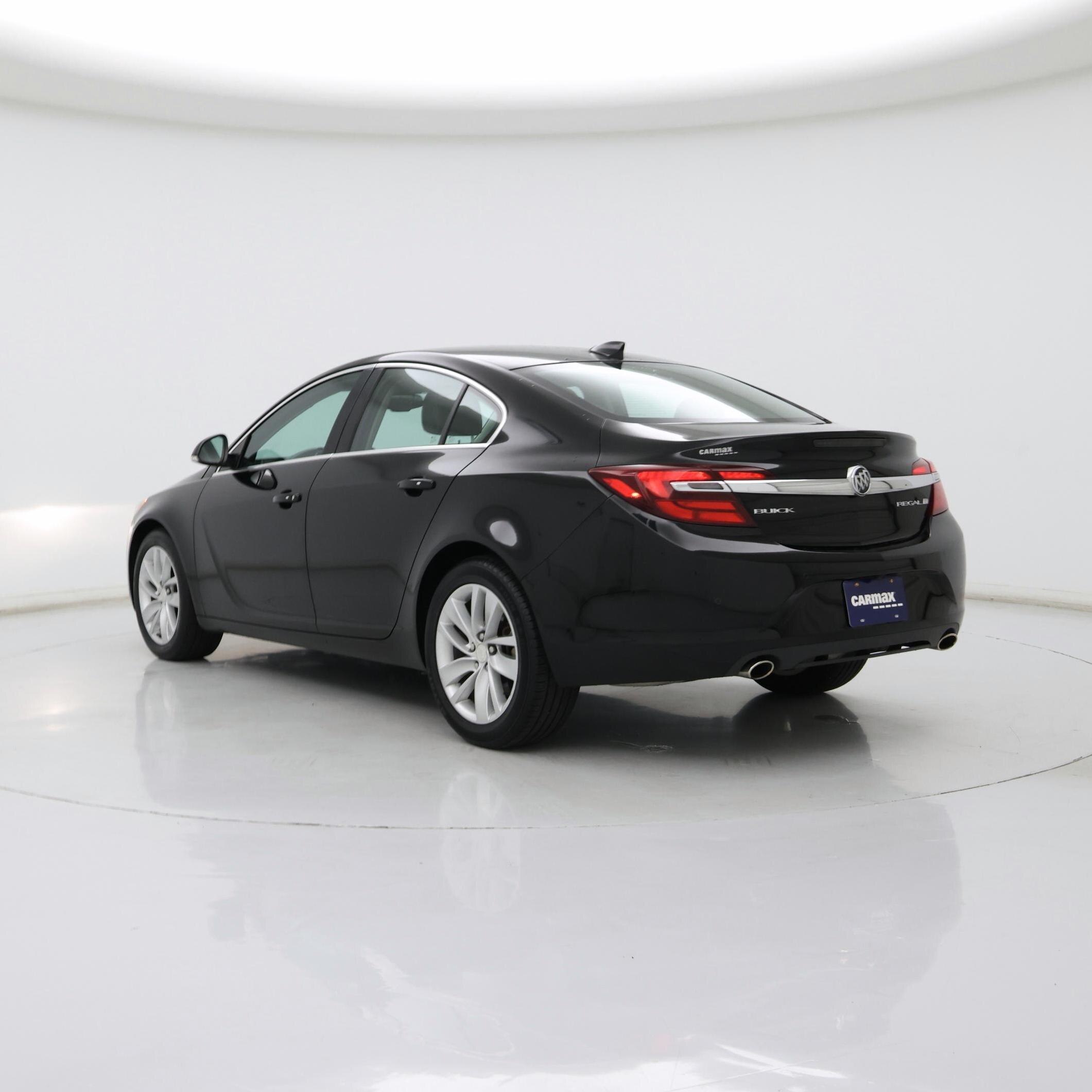 Thumbnail: 2015 Buick Regal - 2