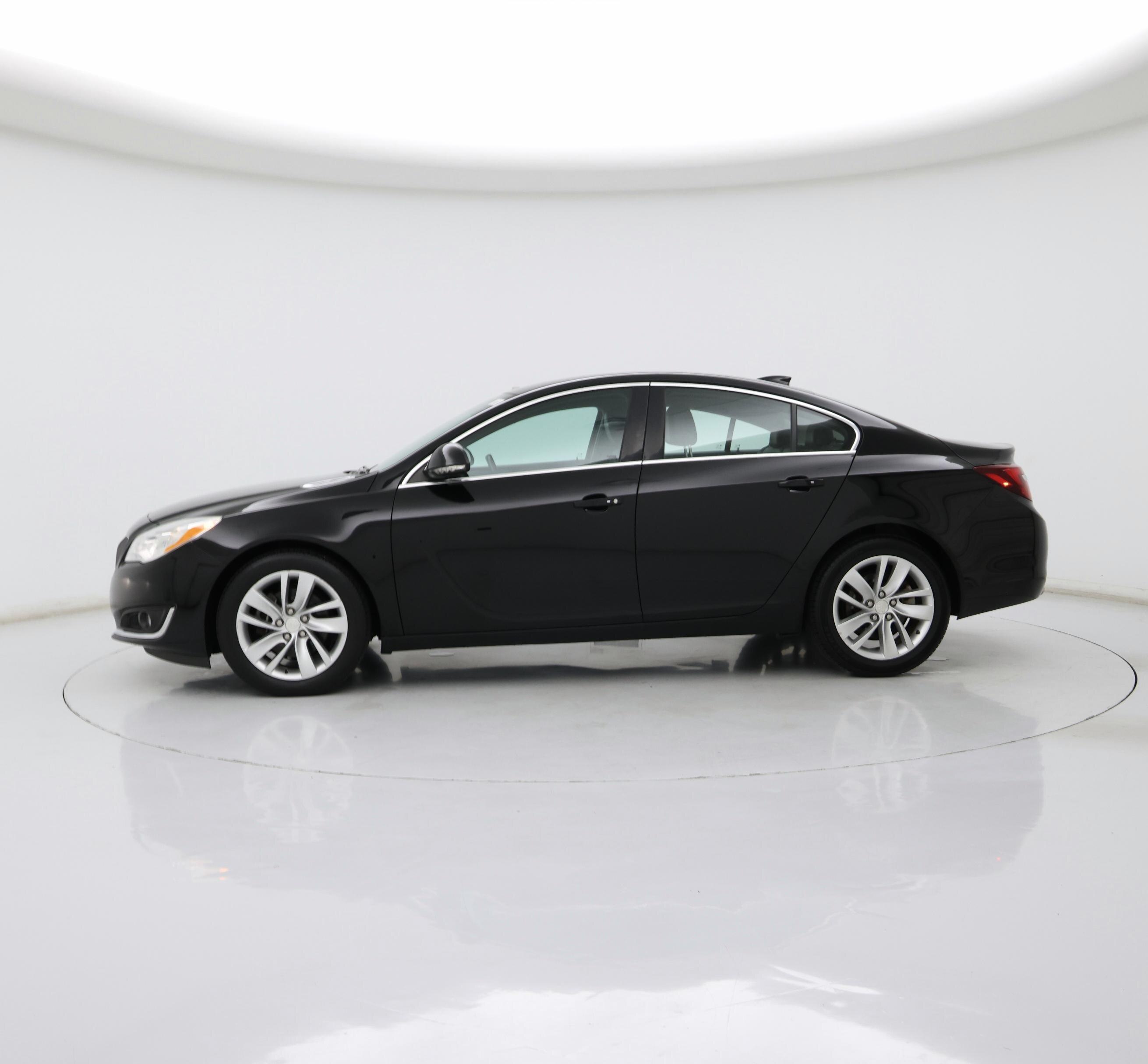 Thumbnail: 2015 Buick Regal - 3