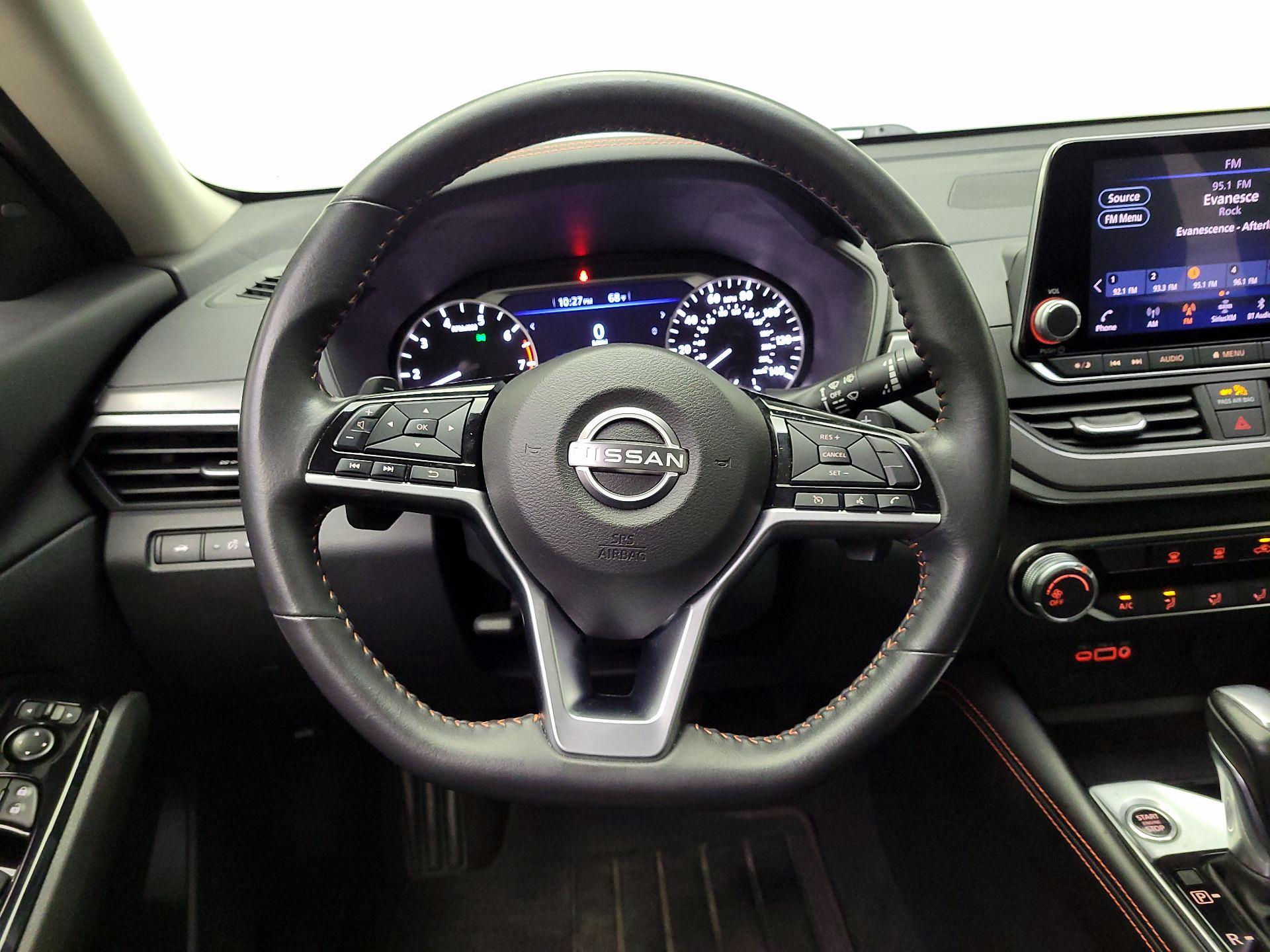 Thumbnail: 2023 Nissan Altima - 10