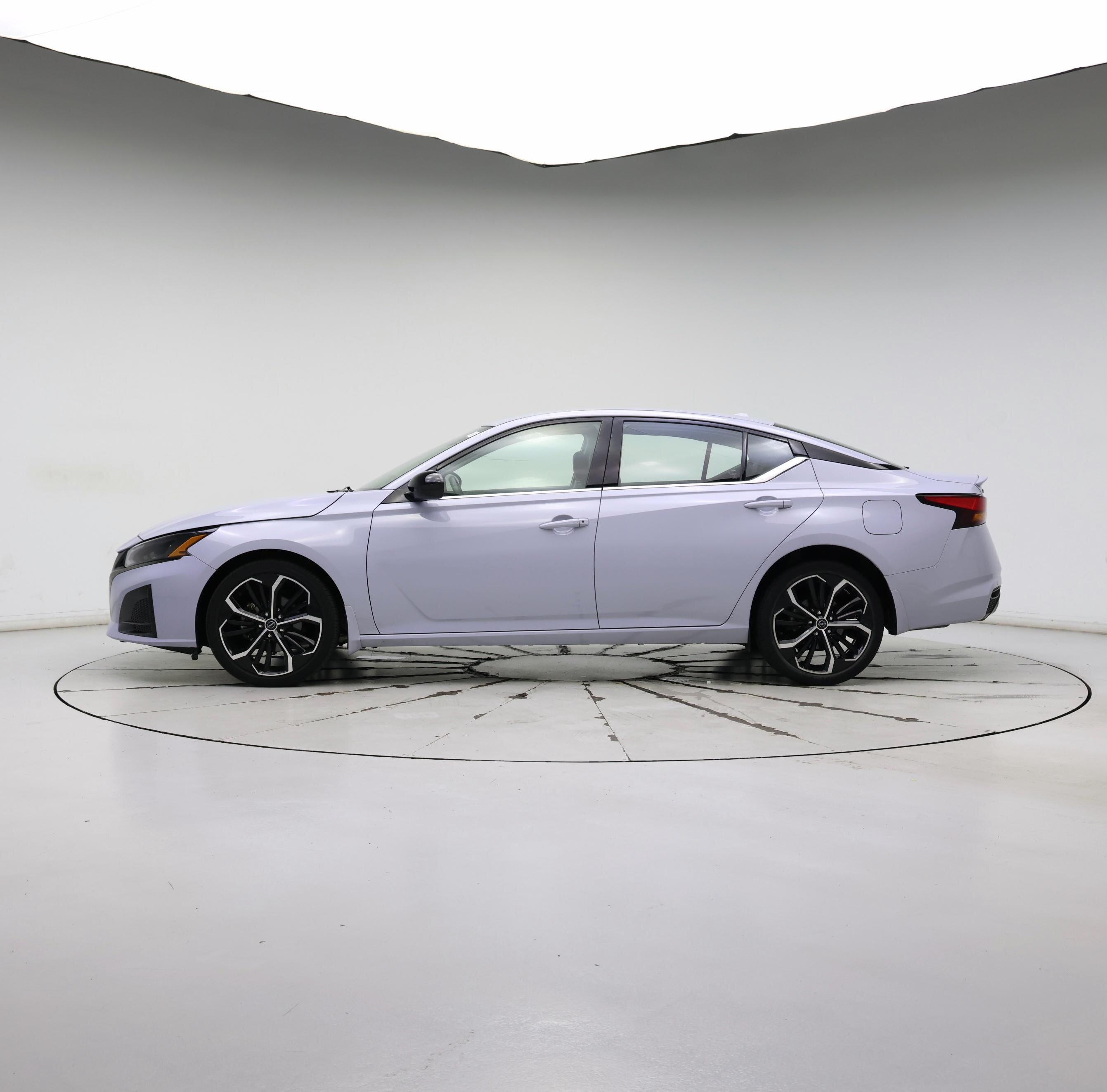 Thumbnail: 2023 Nissan Altima - 3