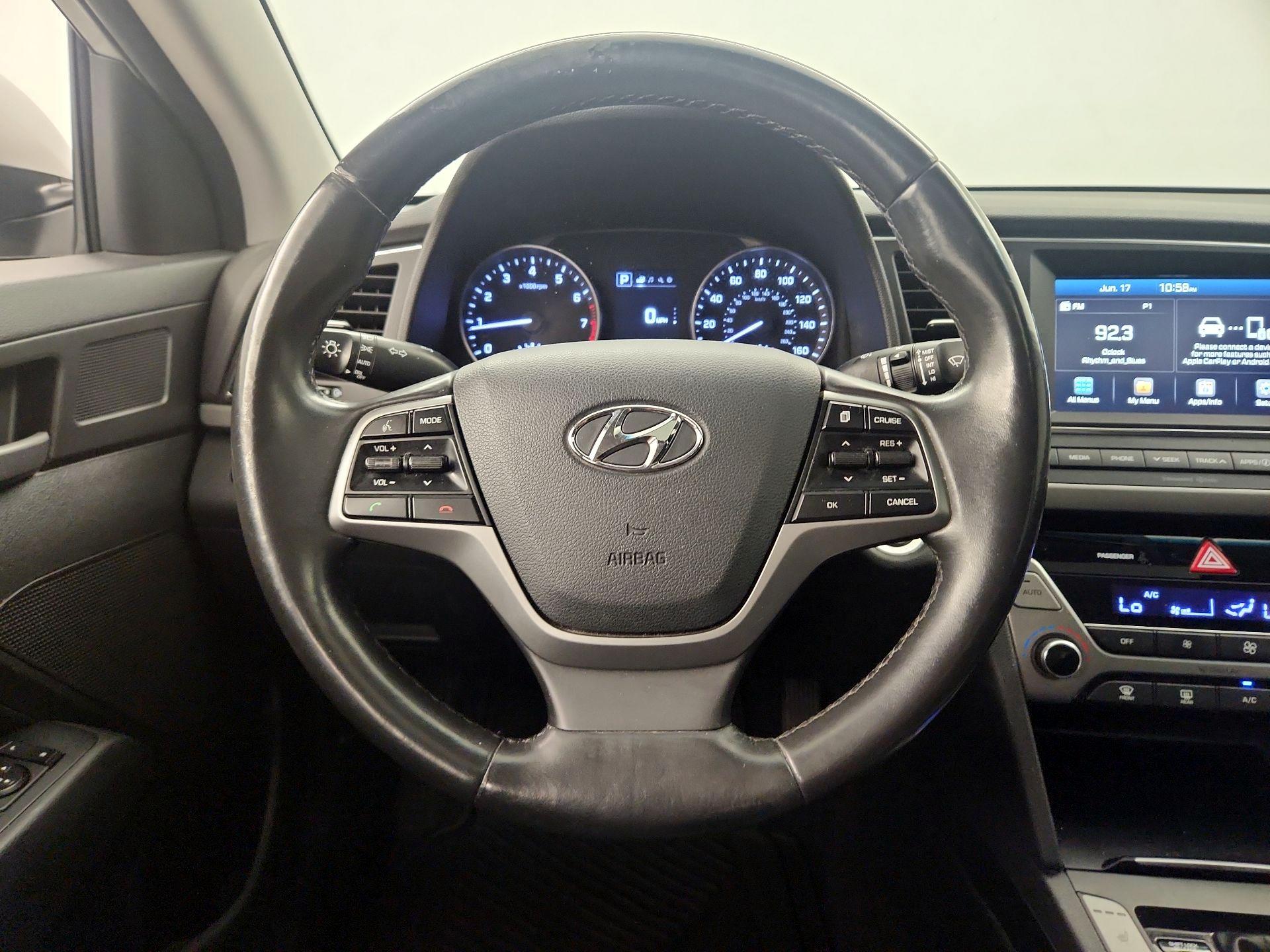 Thumbnail: 2017 Hyundai Elantra - 10