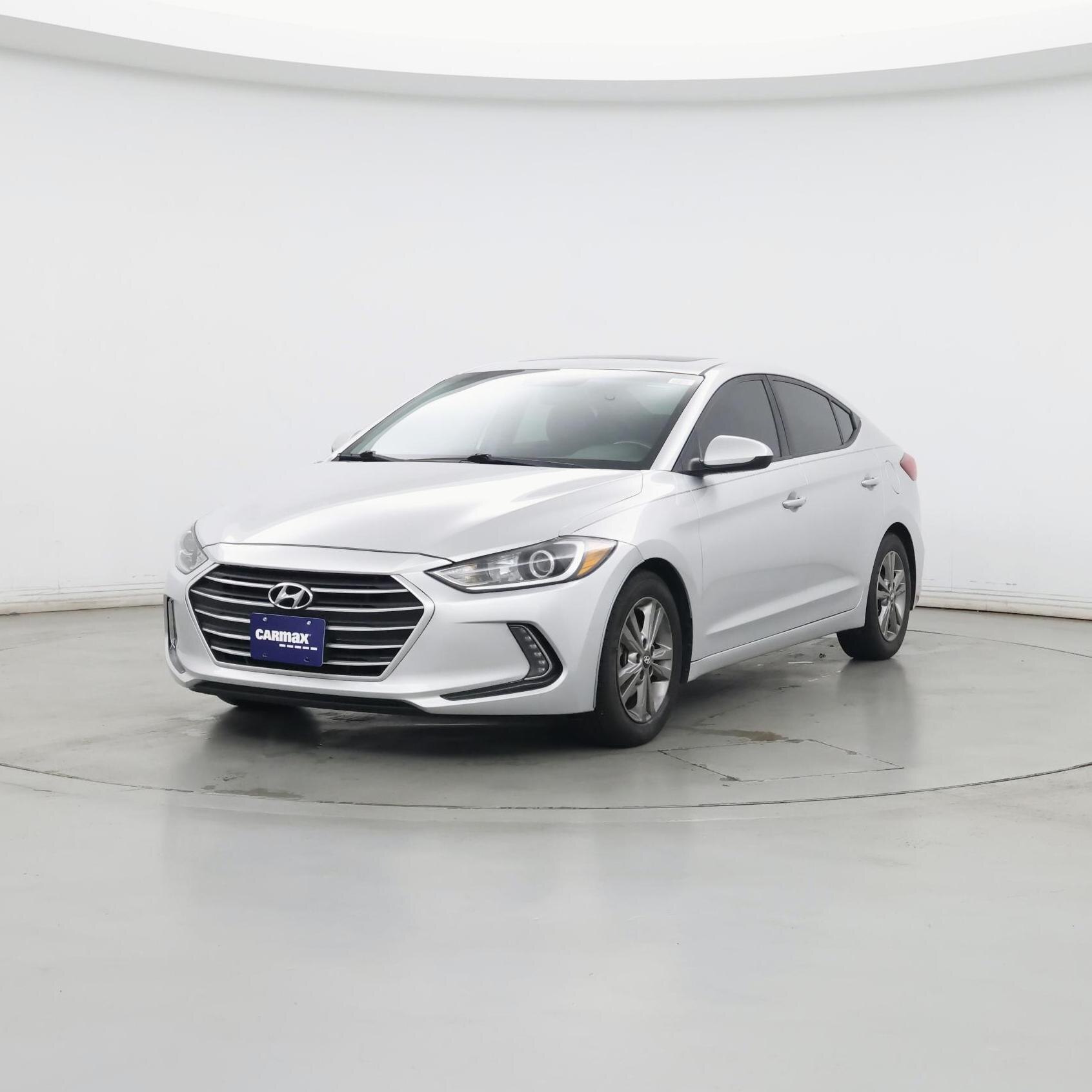 Thumbnail: 2017 Hyundai Elantra - 4