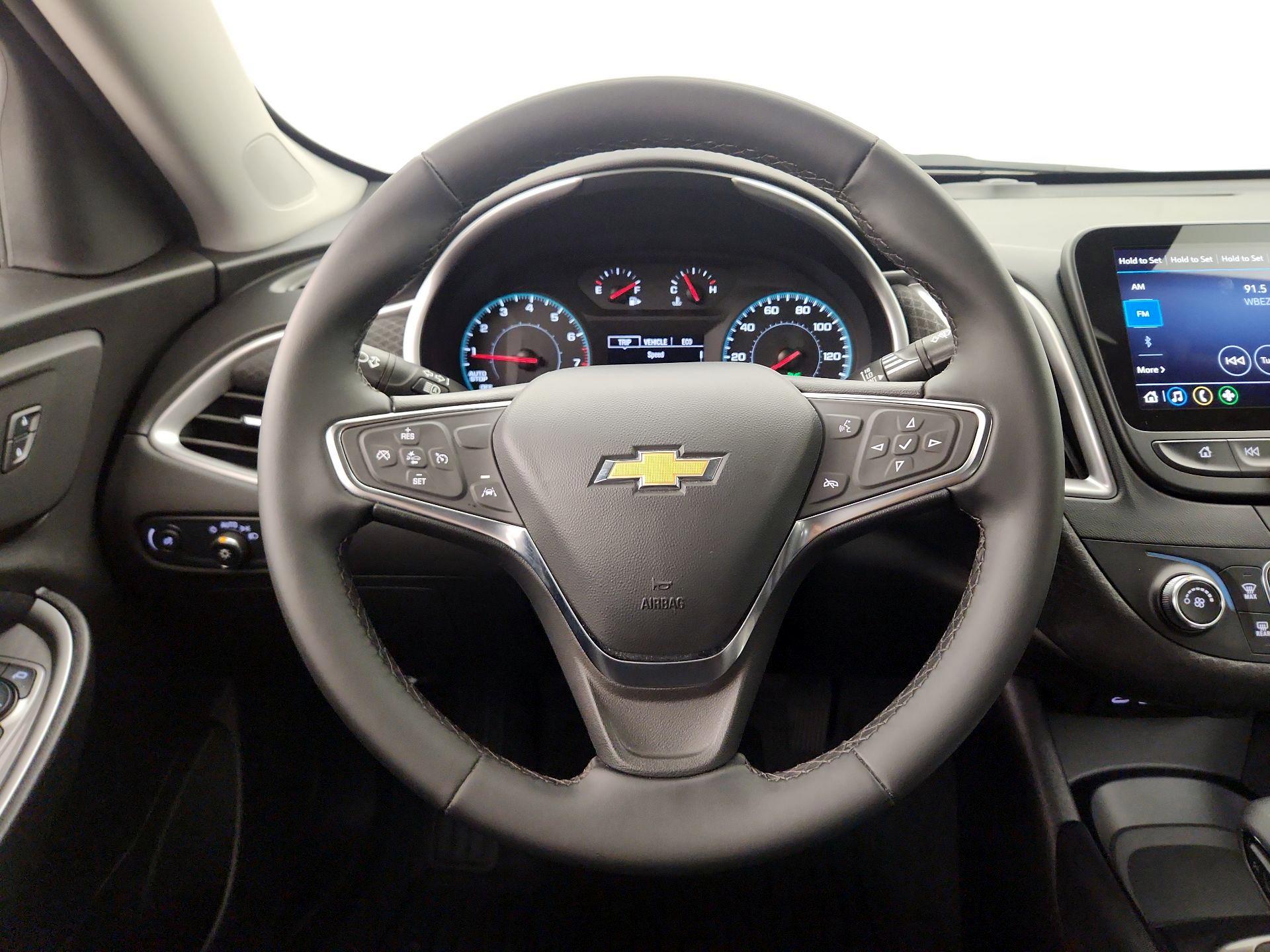 Thumbnail: 2025 Chevrolet Malibu - 10