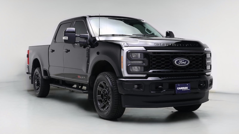 2023 Ford F-250 Lariat Hero Image