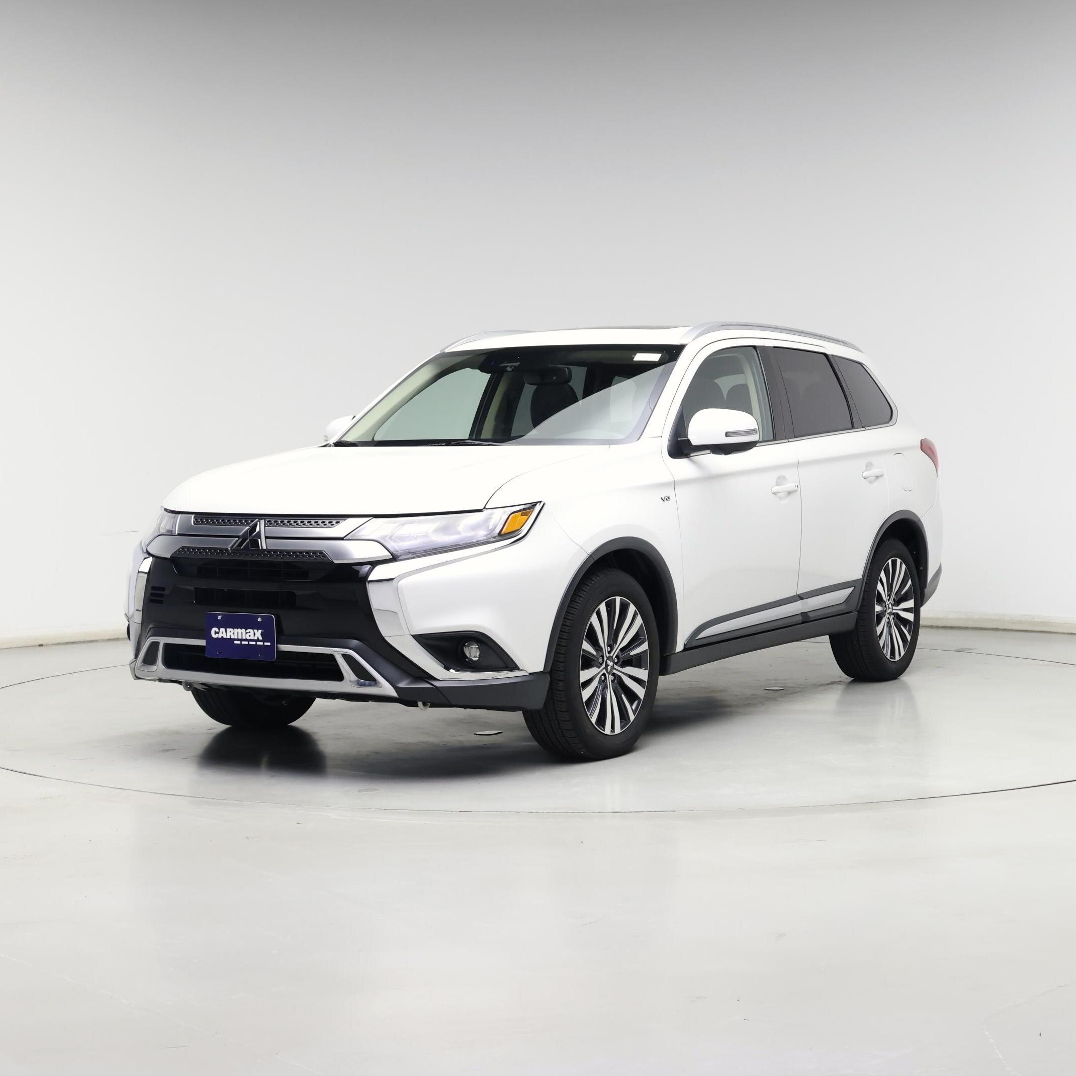 Thumbnail: 2019 Mitsubishi Outlander - 4