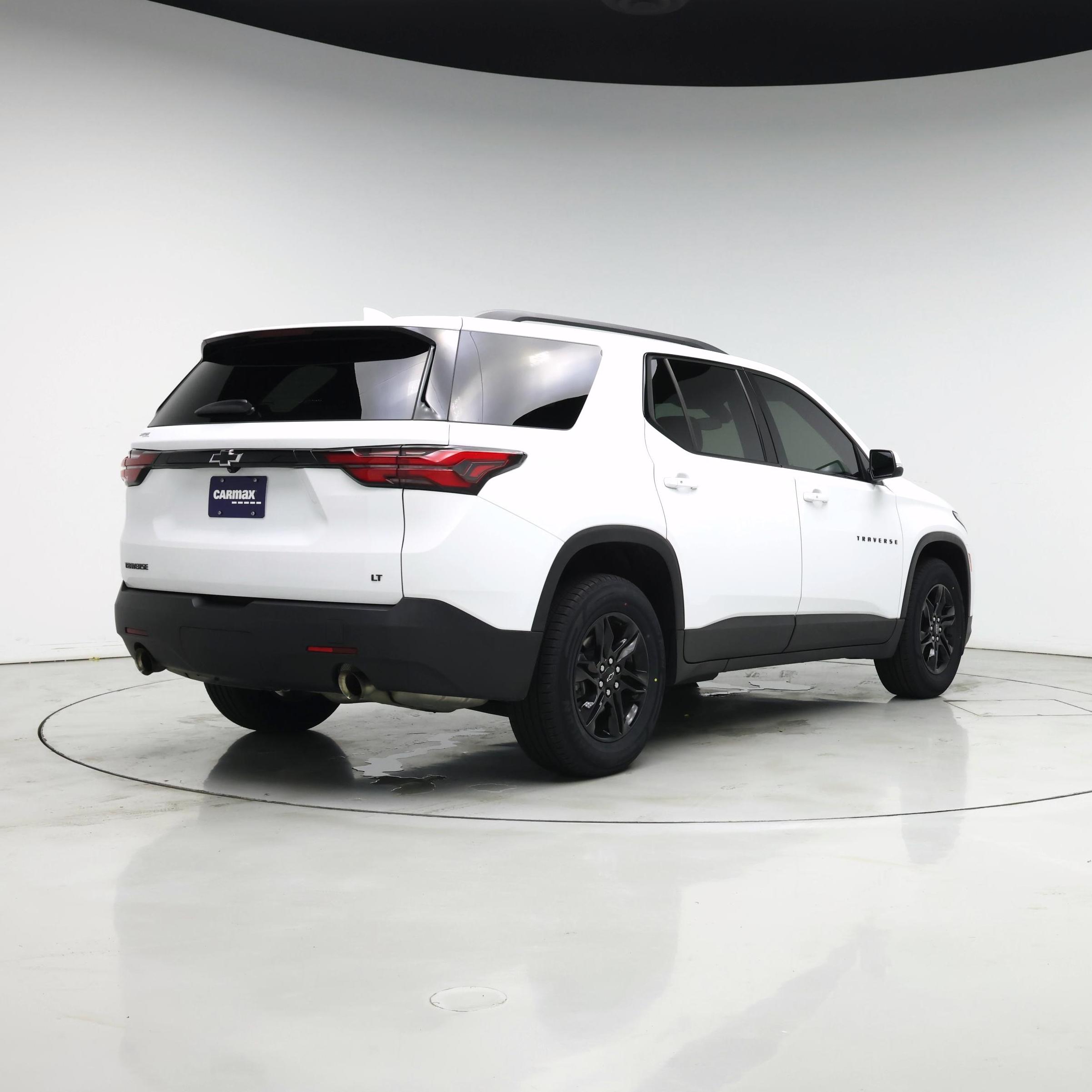 Thumbnail: 2023 Chevrolet Traverse - 8