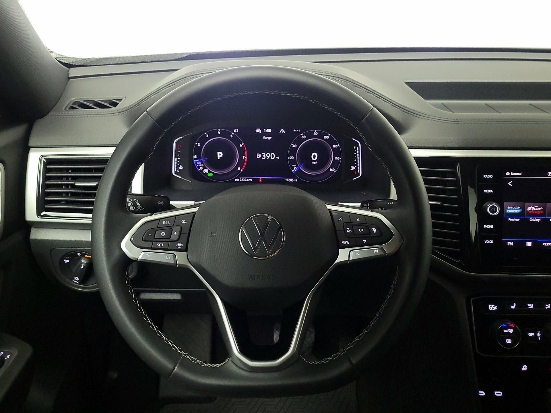 Thumbnail: 2023 Volkswagen Atlas - 10