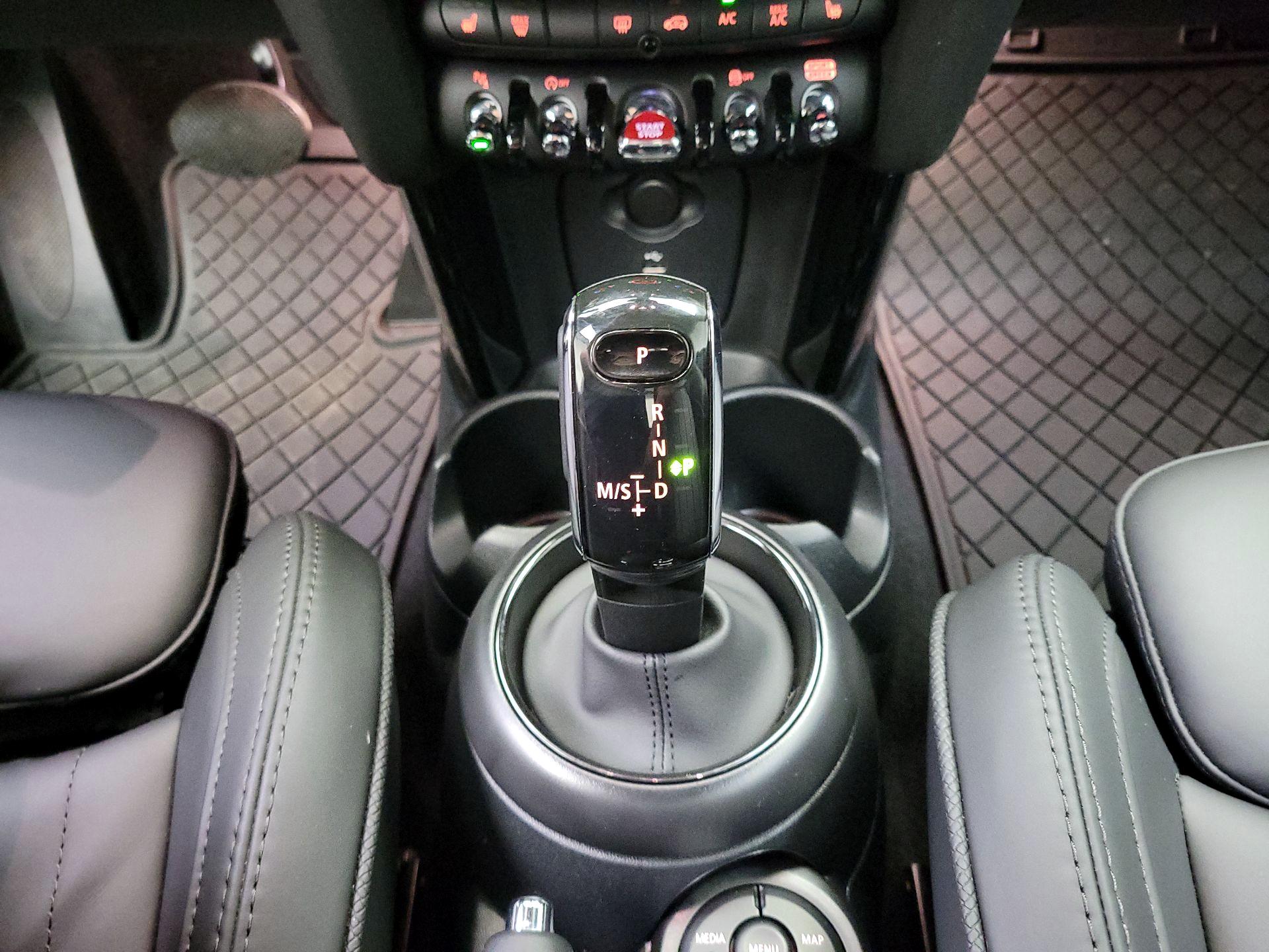 Thumbnail: 2024 MINI Cooper - 18