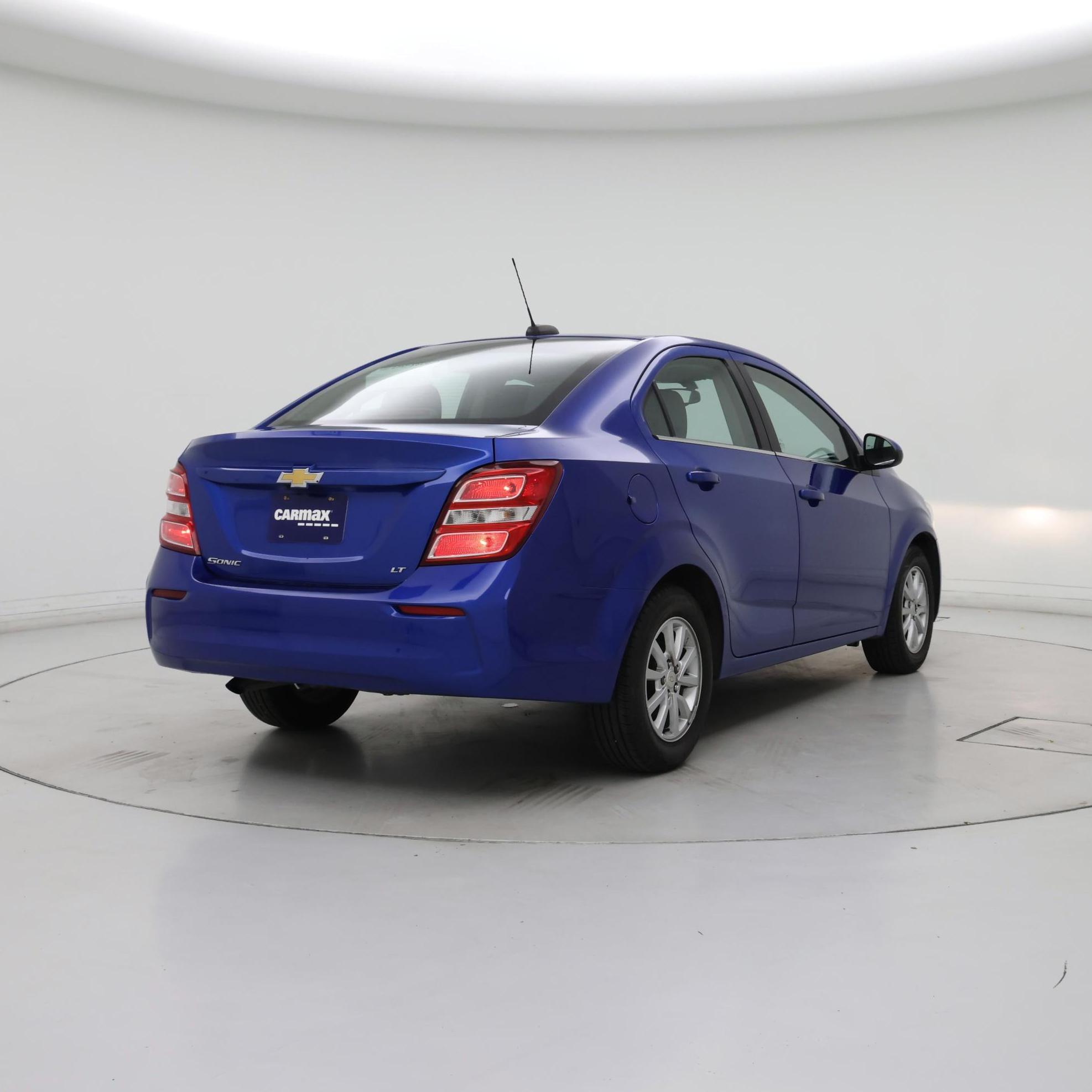 Thumbnail: 2020 Chevrolet Sonic - 8