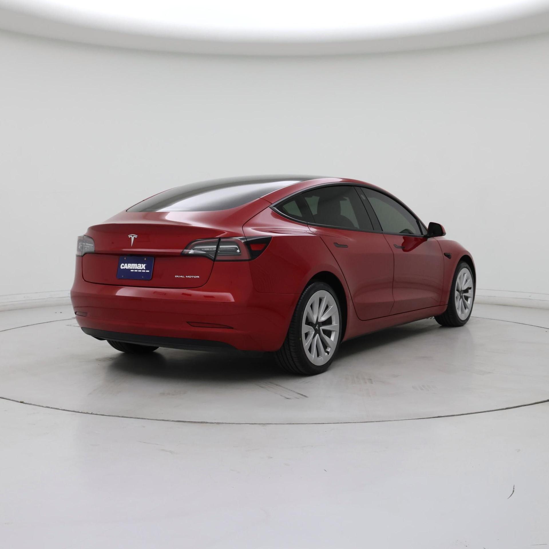 Thumbnail: 2022 Tesla Model 3 - 8