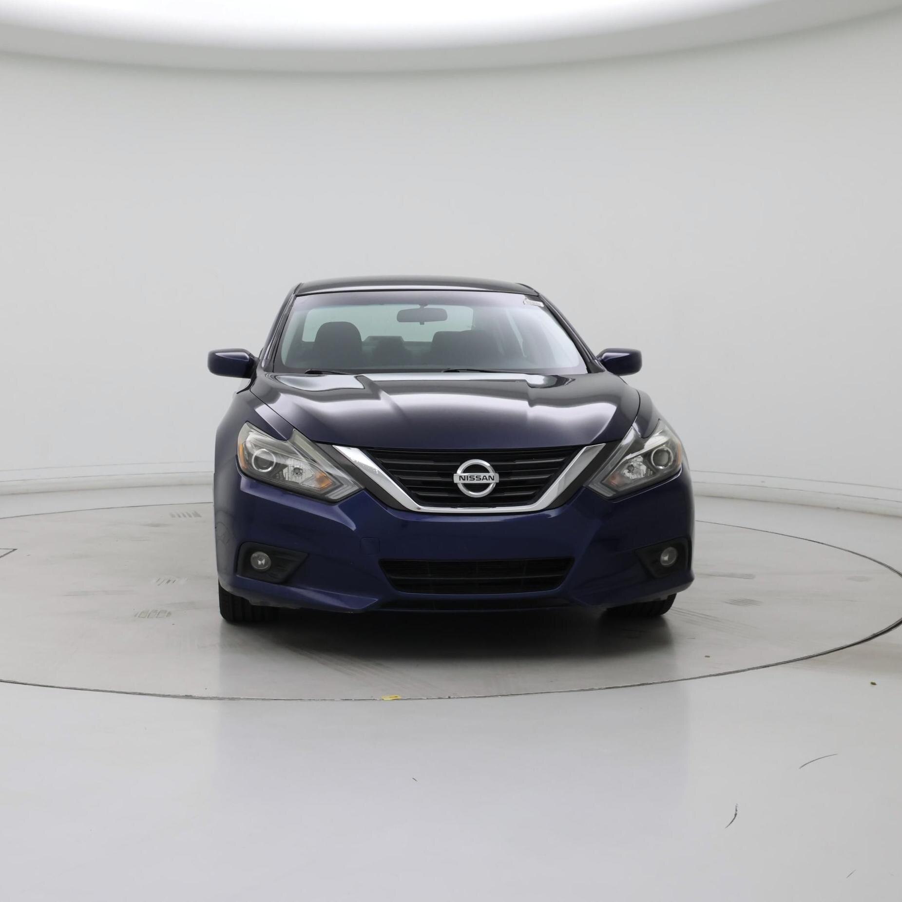 Thumbnail: 2016 Nissan Altima - 5