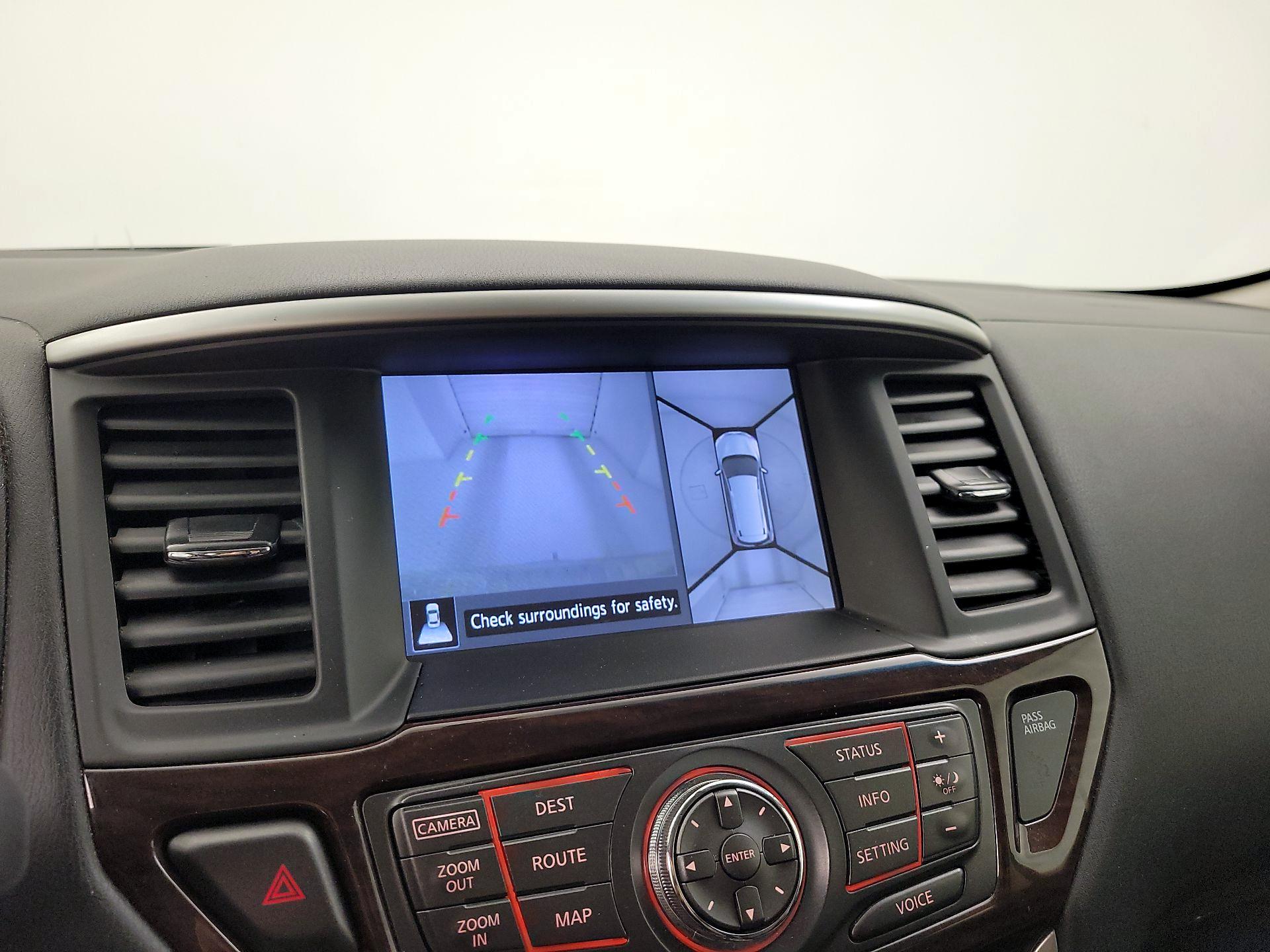 Thumbnail: 2015 Nissan Pathfinder - 15