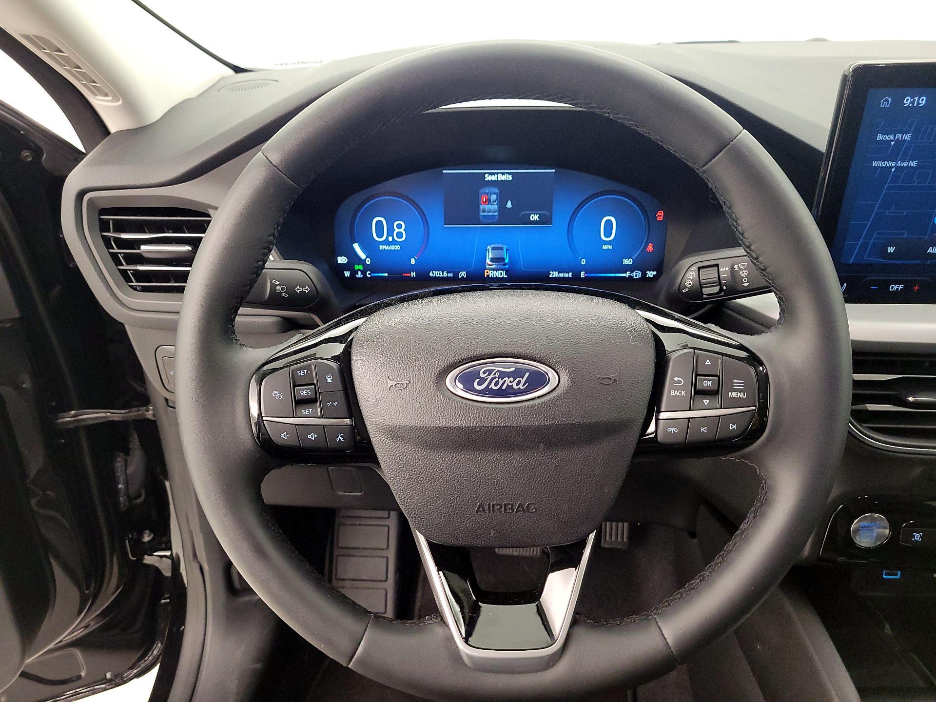 Thumbnail: 2023 Ford Escape - 10