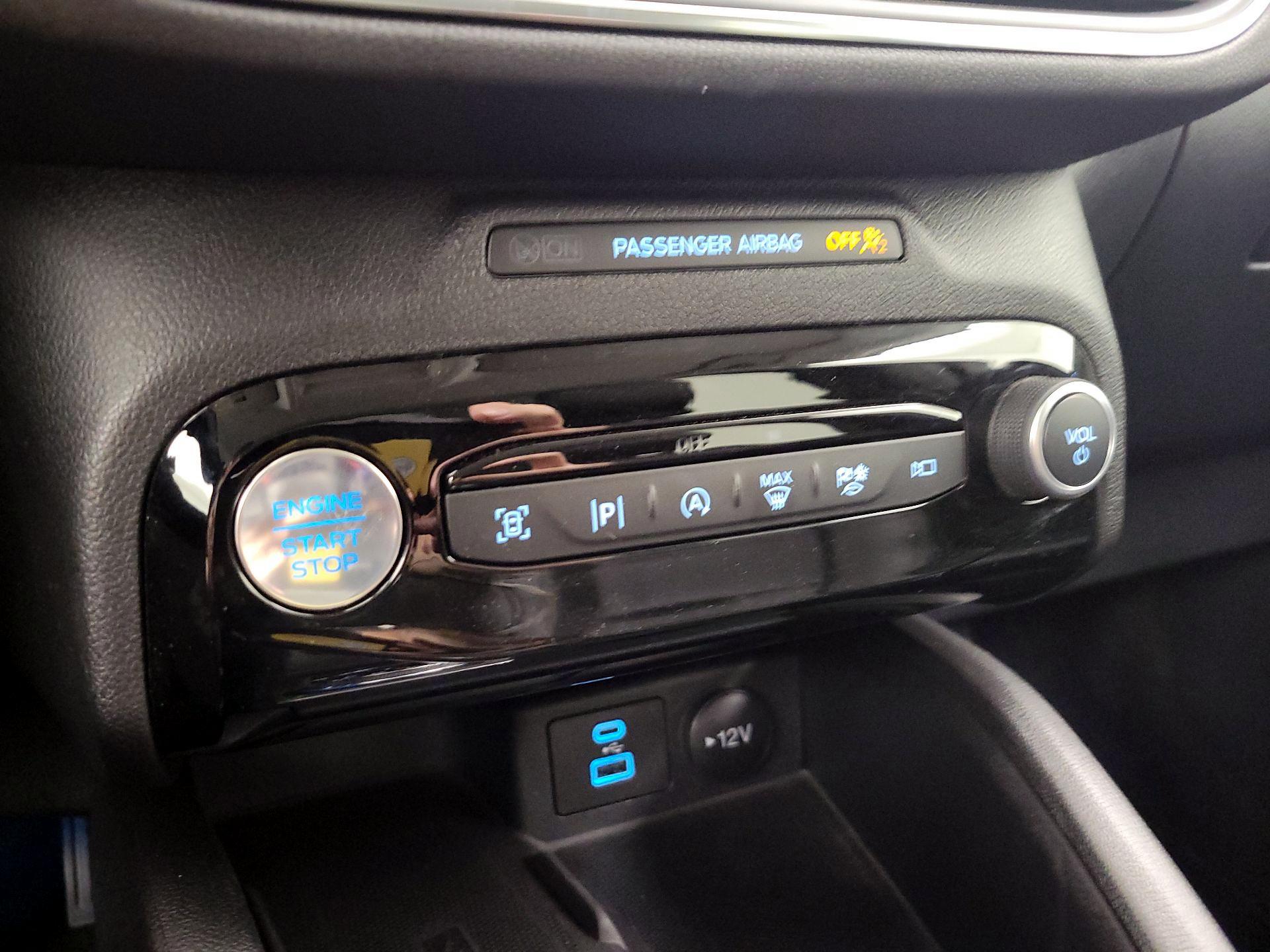 Thumbnail: 2023 Ford Escape - 16