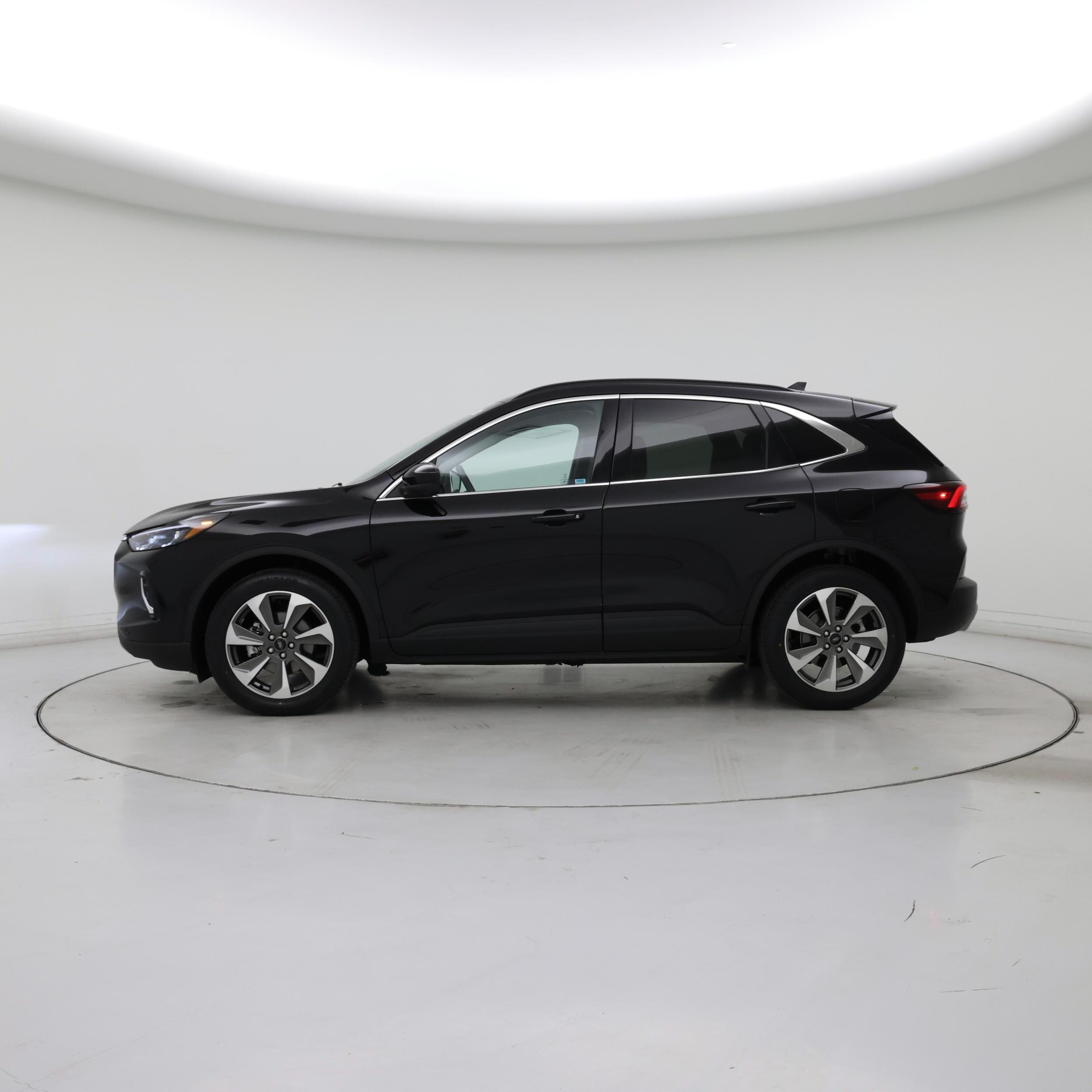 Thumbnail: 2023 Ford Escape - 3