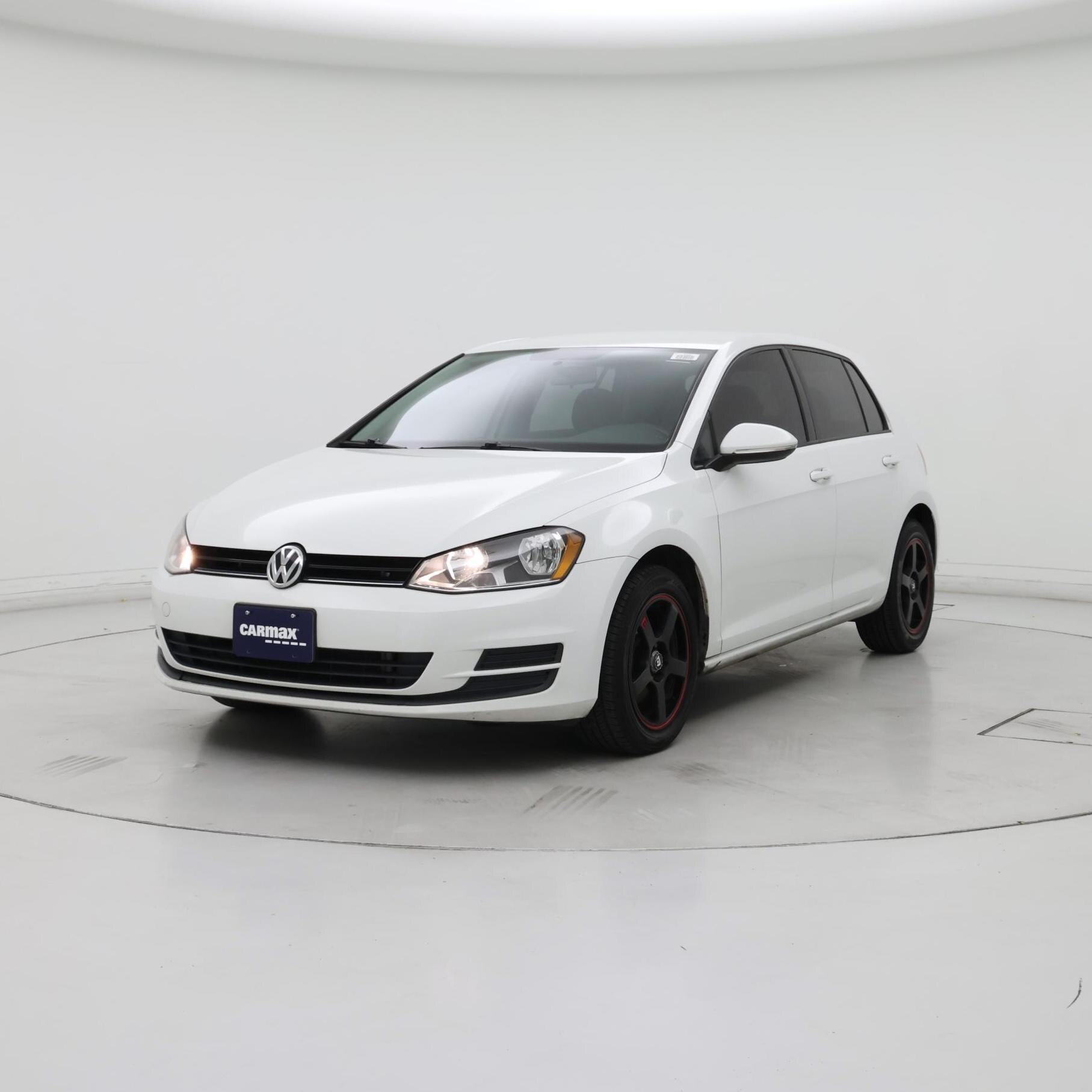 Thumbnail: 2016 Volkswagen Golf - 4