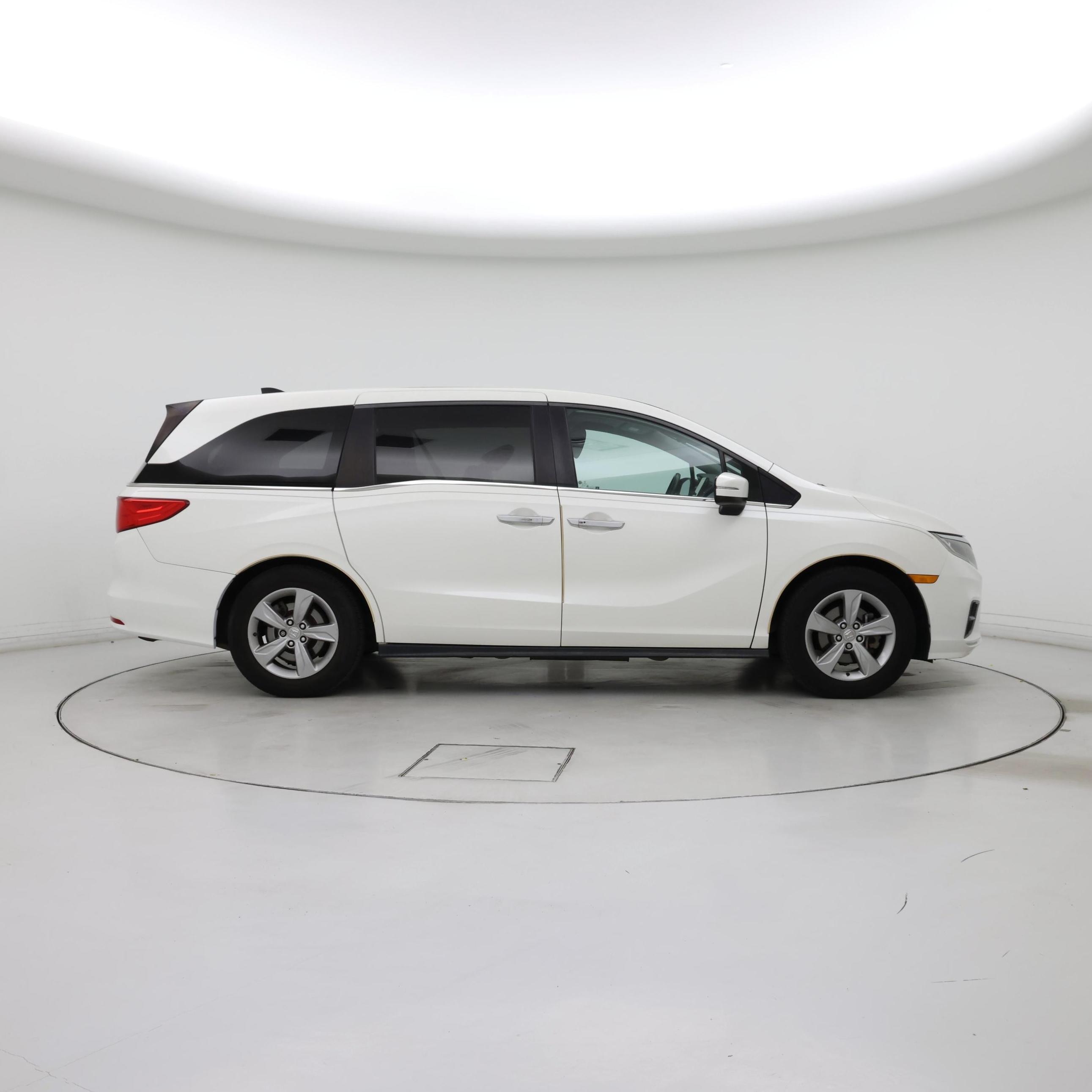Thumbnail: 2018 Honda Odyssey - 7