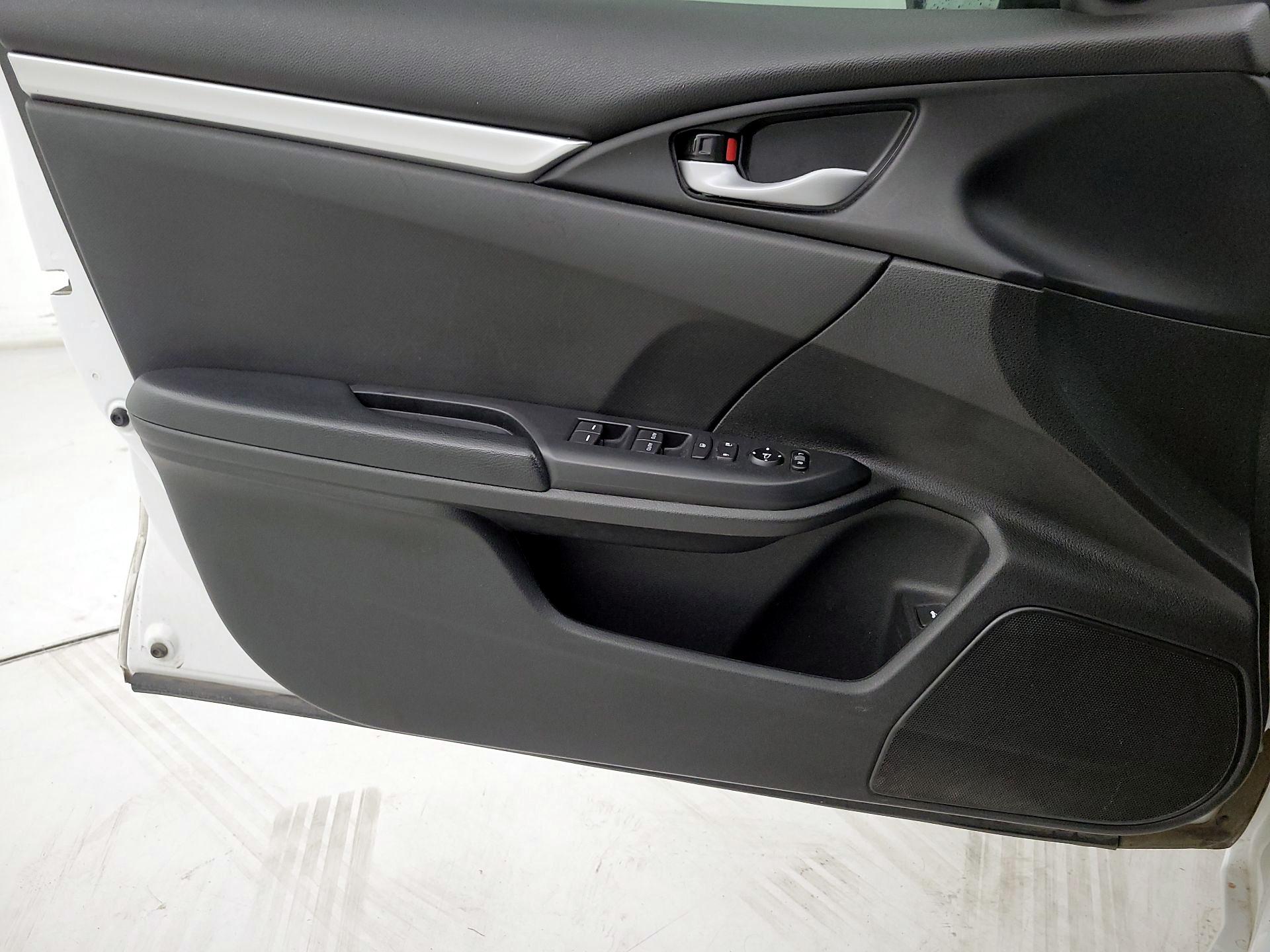 Thumbnail: 2020 Honda Civic - 12