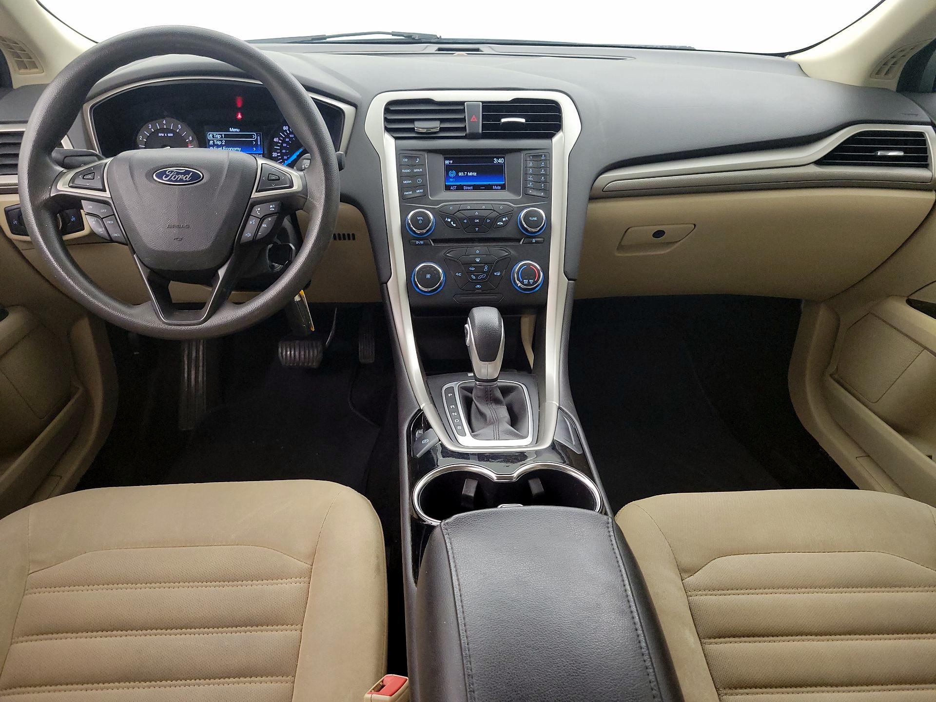 Thumbnail: 2015 Ford Fusion - 9
