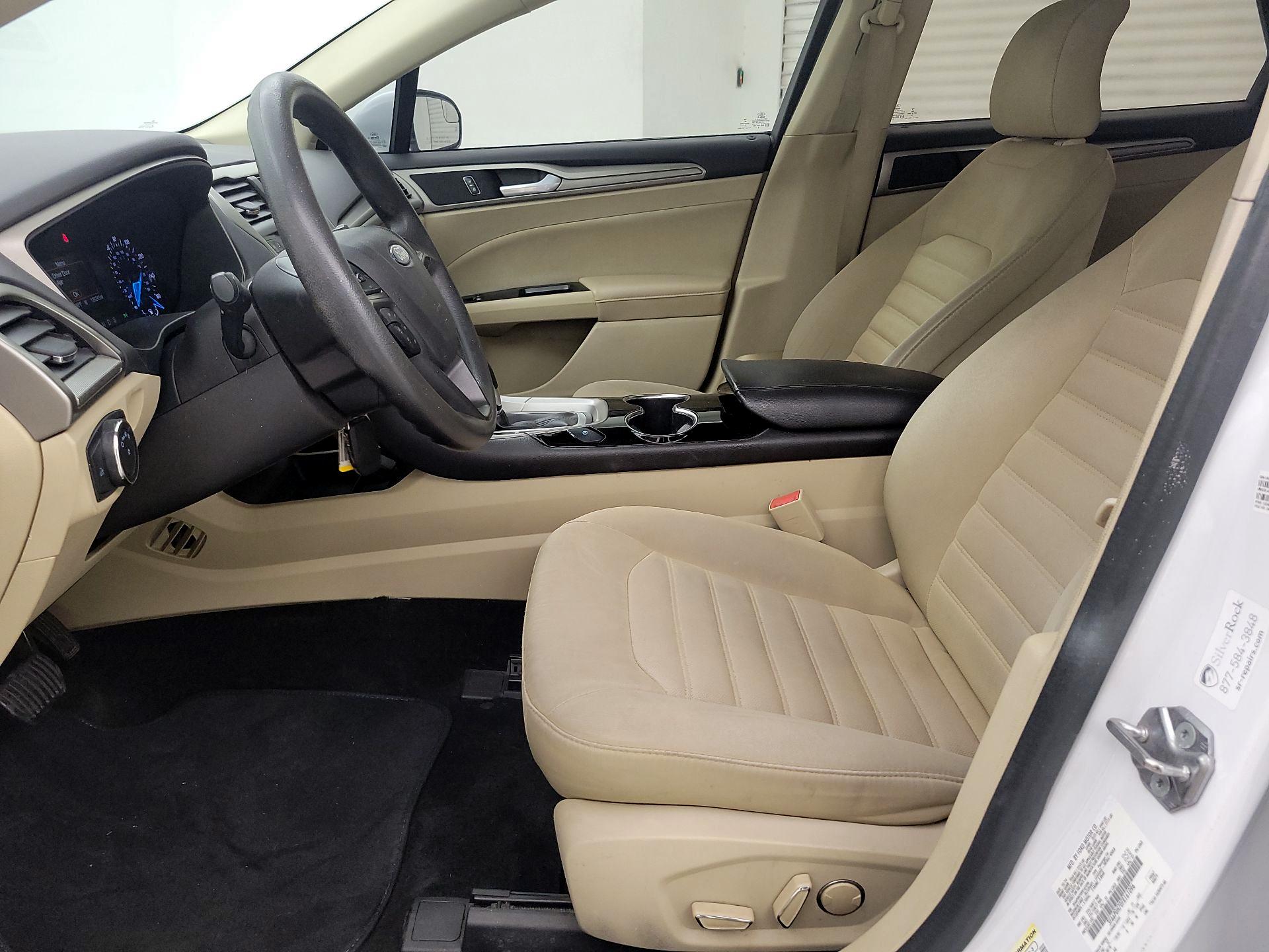 Thumbnail: 2015 Ford Fusion - 11