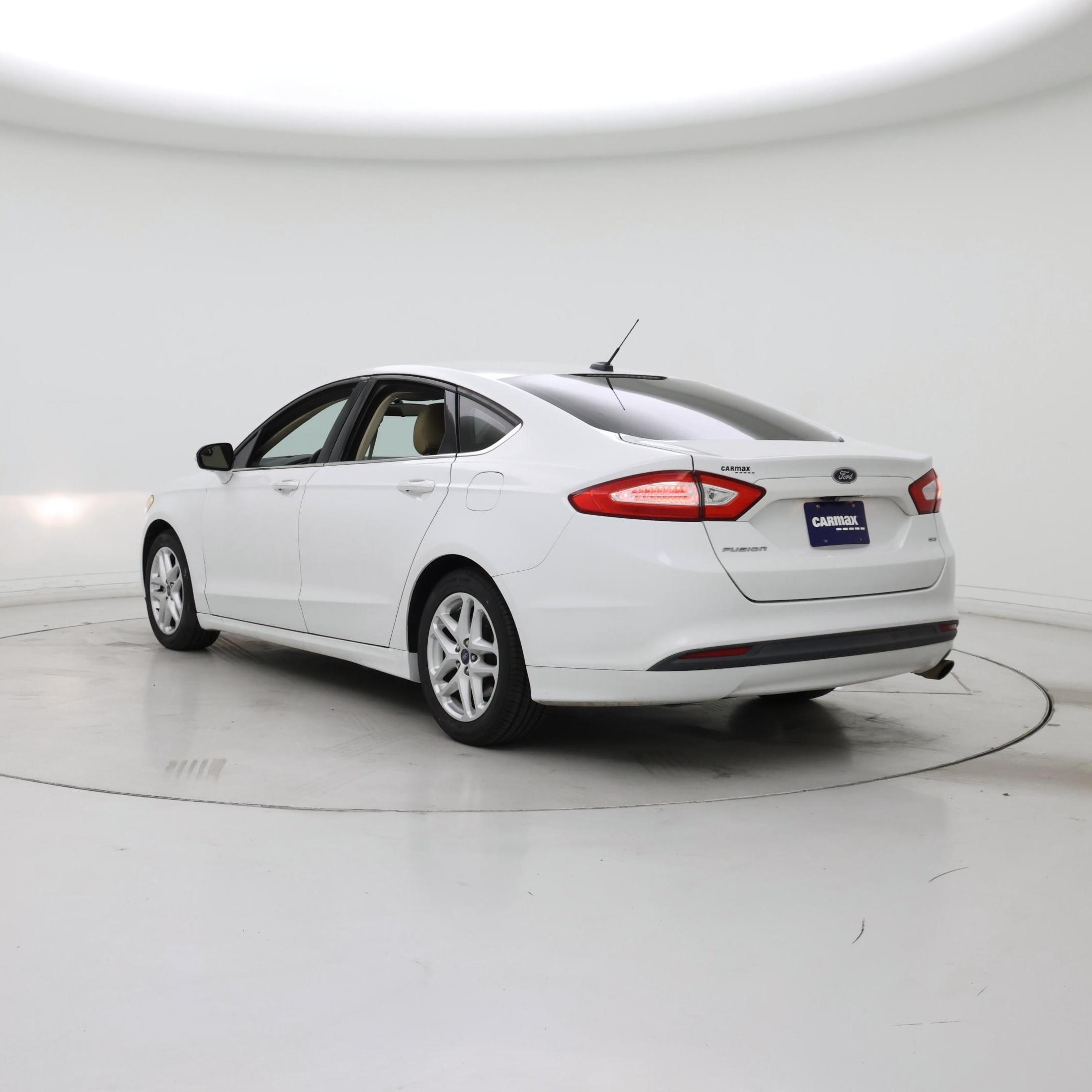 Thumbnail: 2015 Ford Fusion - 2