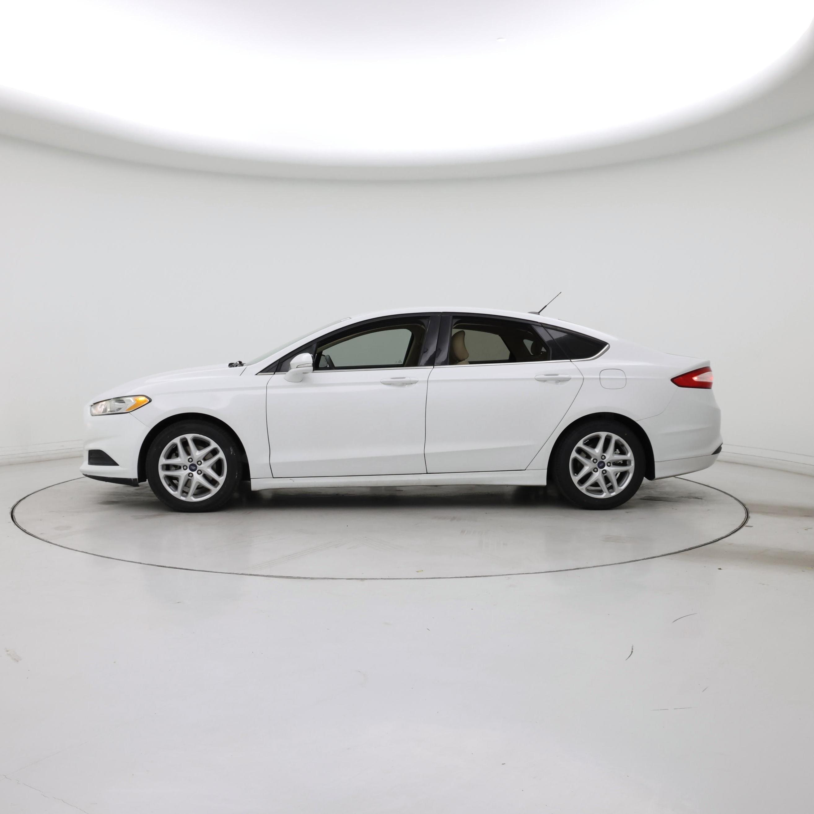 Thumbnail: 2015 Ford Fusion - 3
