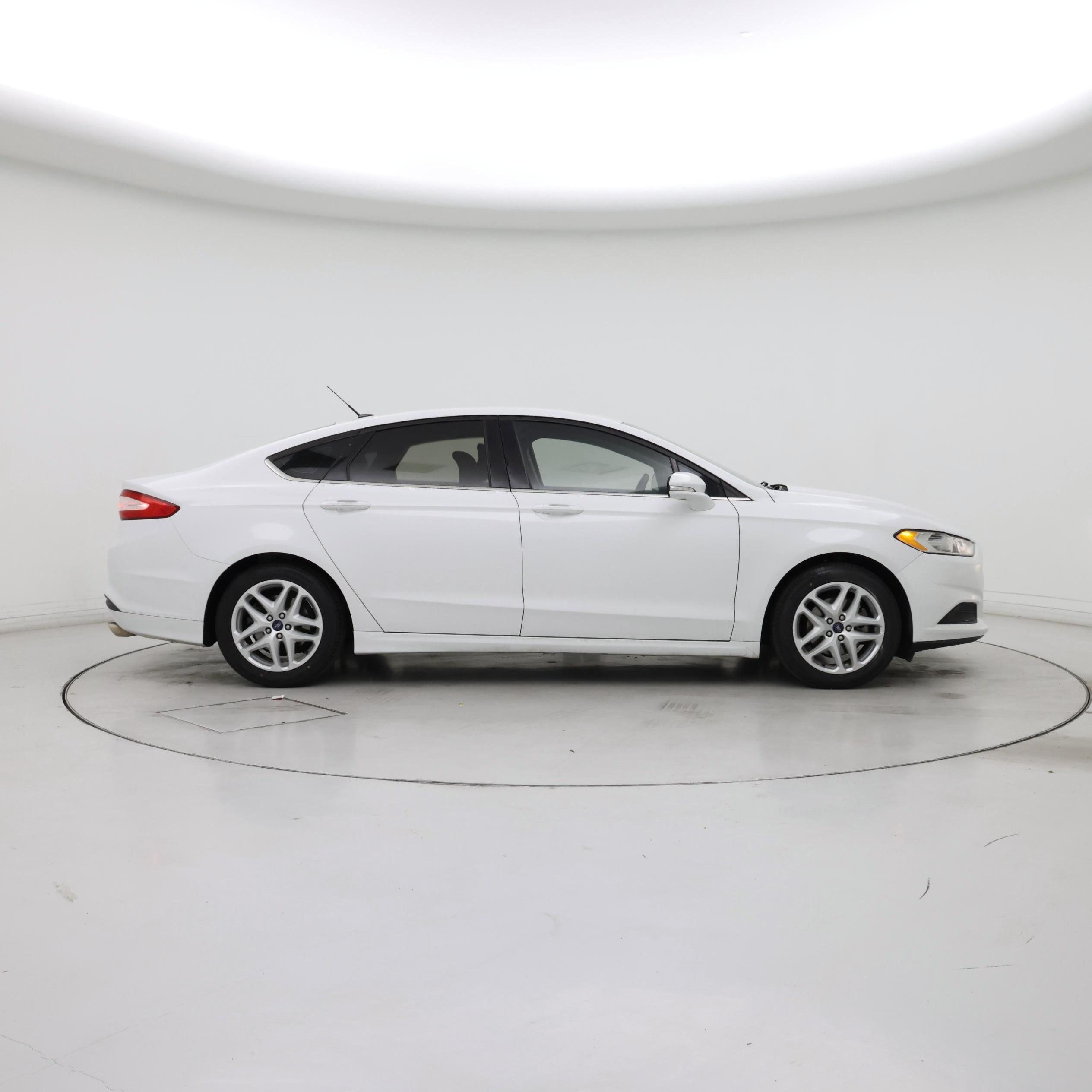 Thumbnail: 2015 Ford Fusion - 7
