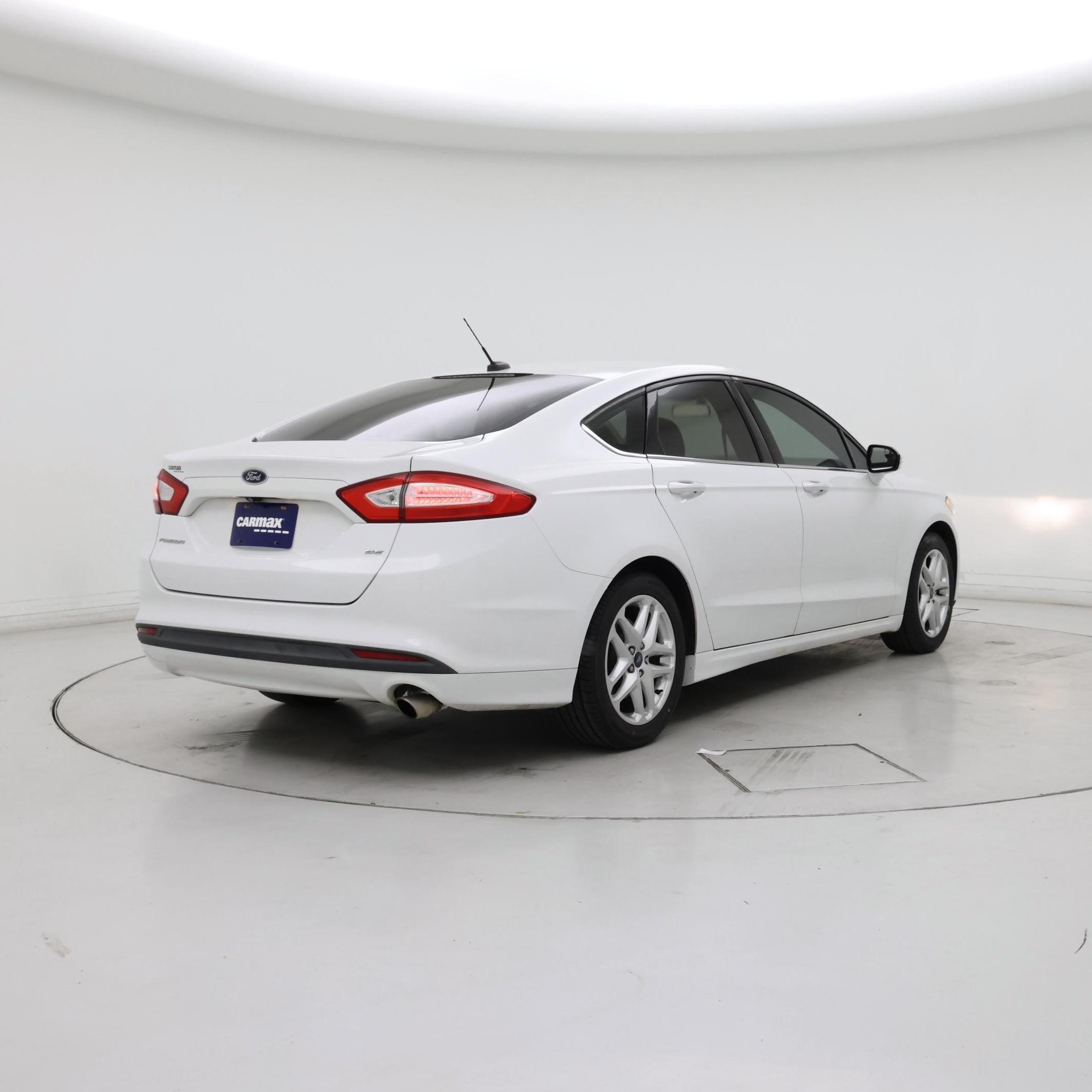 Thumbnail: 2015 Ford Fusion - 8