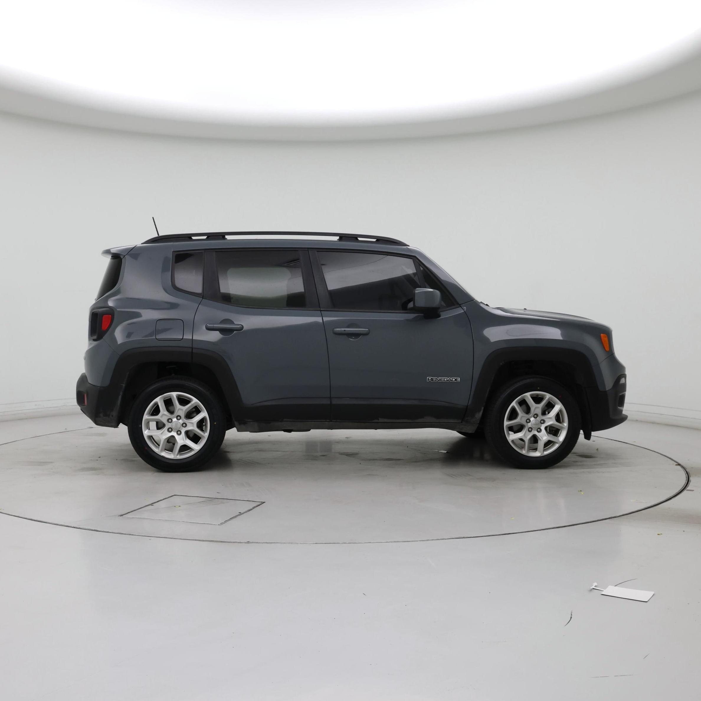 Thumbnail: 2018 Jeep Renegade - 7