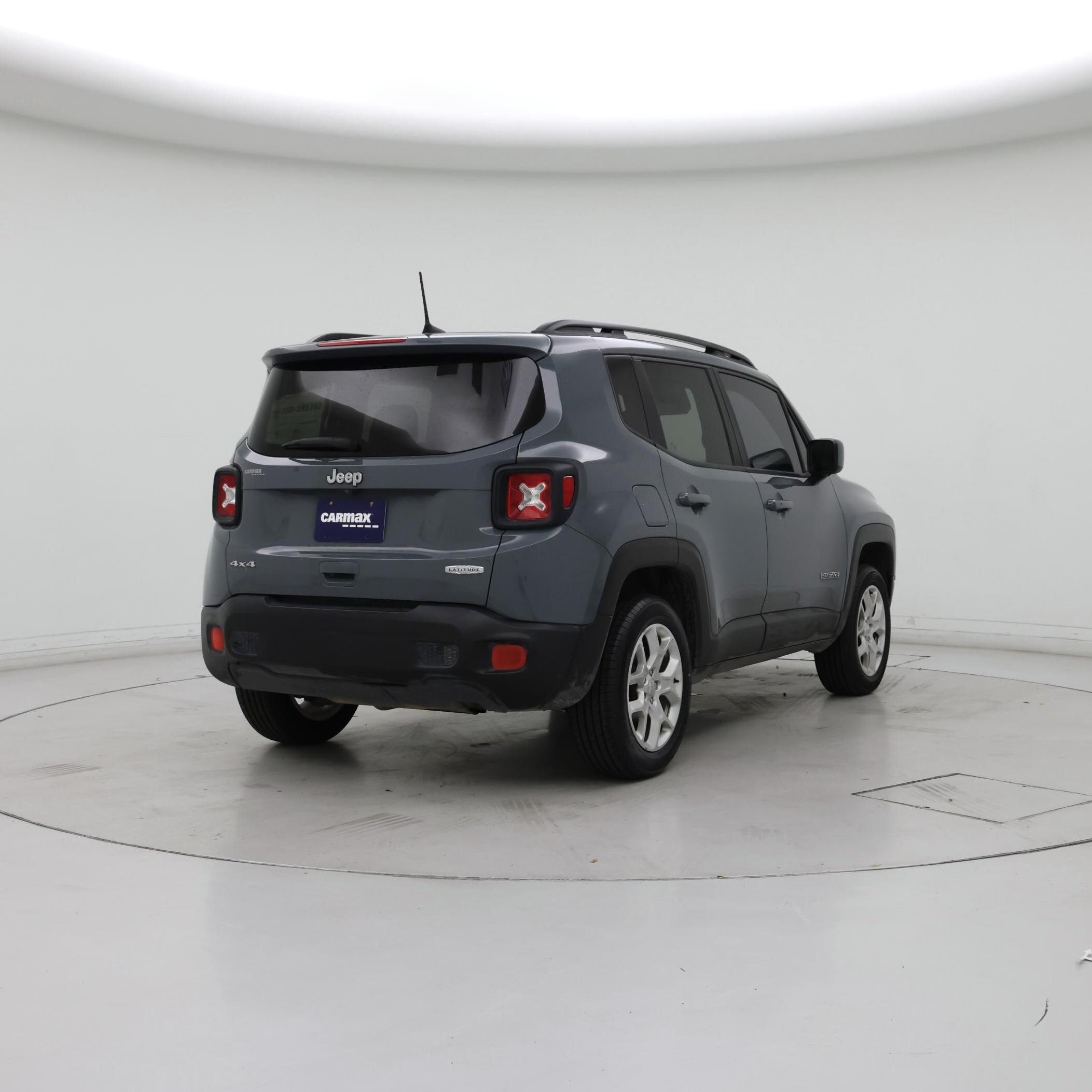 Thumbnail: 2018 Jeep Renegade - 8