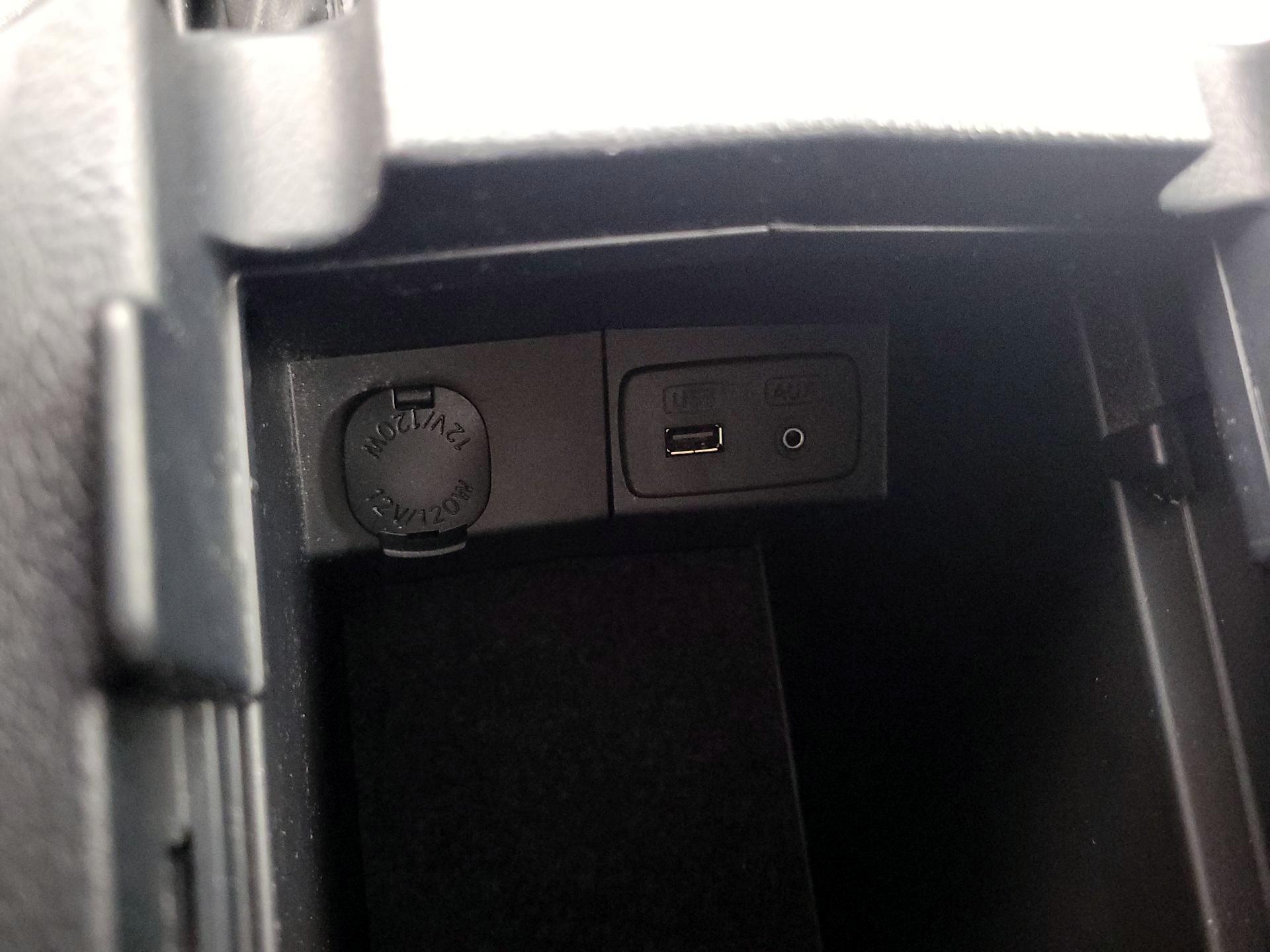 Thumbnail: 2014 Subaru Forester - 18