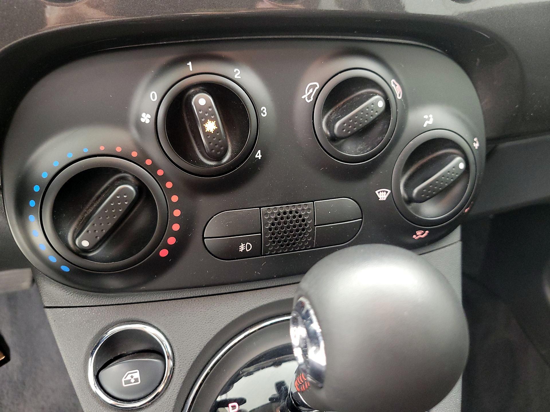 Thumbnail: 2018 Fiat 500 - 15