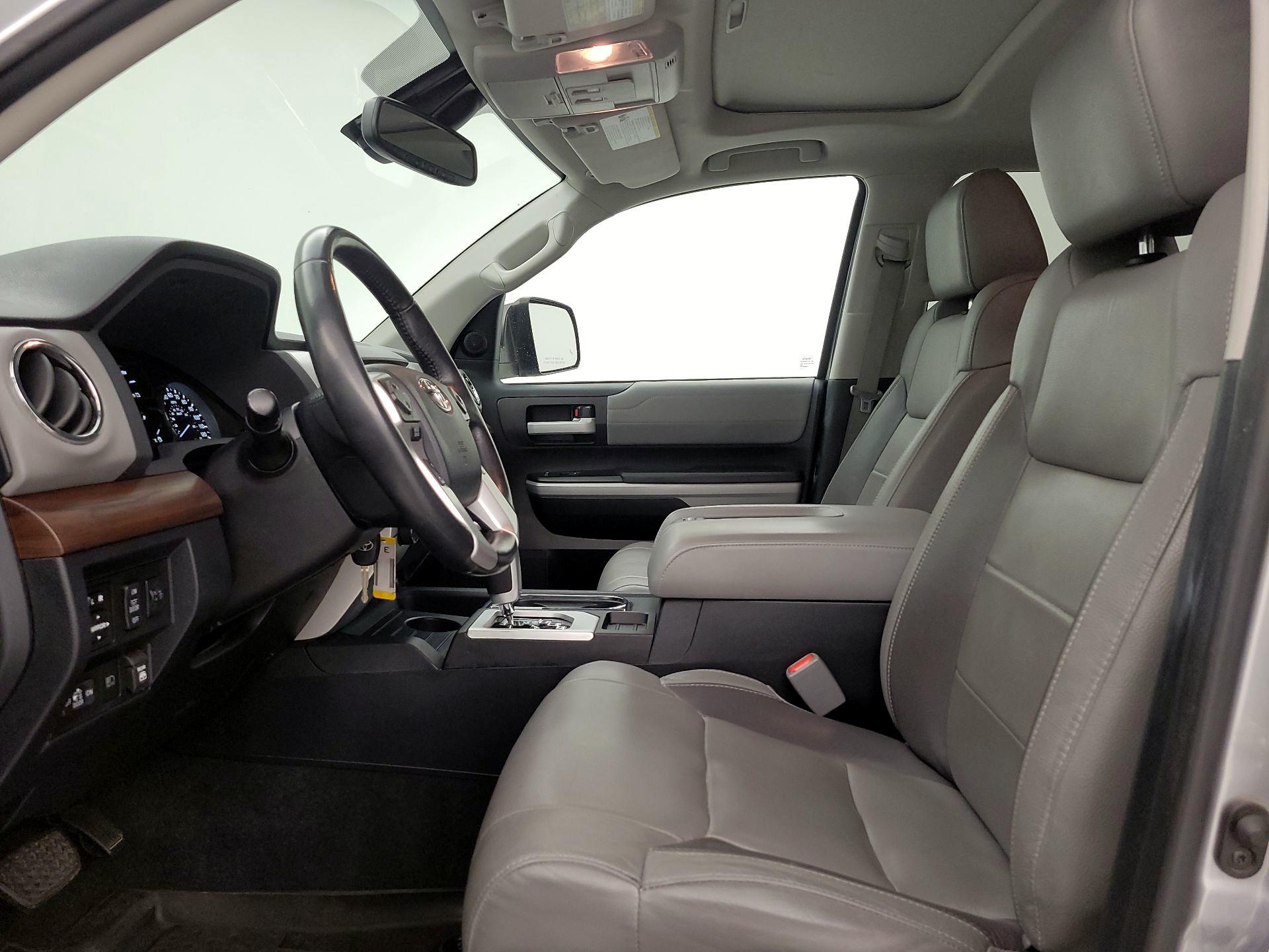Thumbnail: 2019 Toyota Tundra - 11