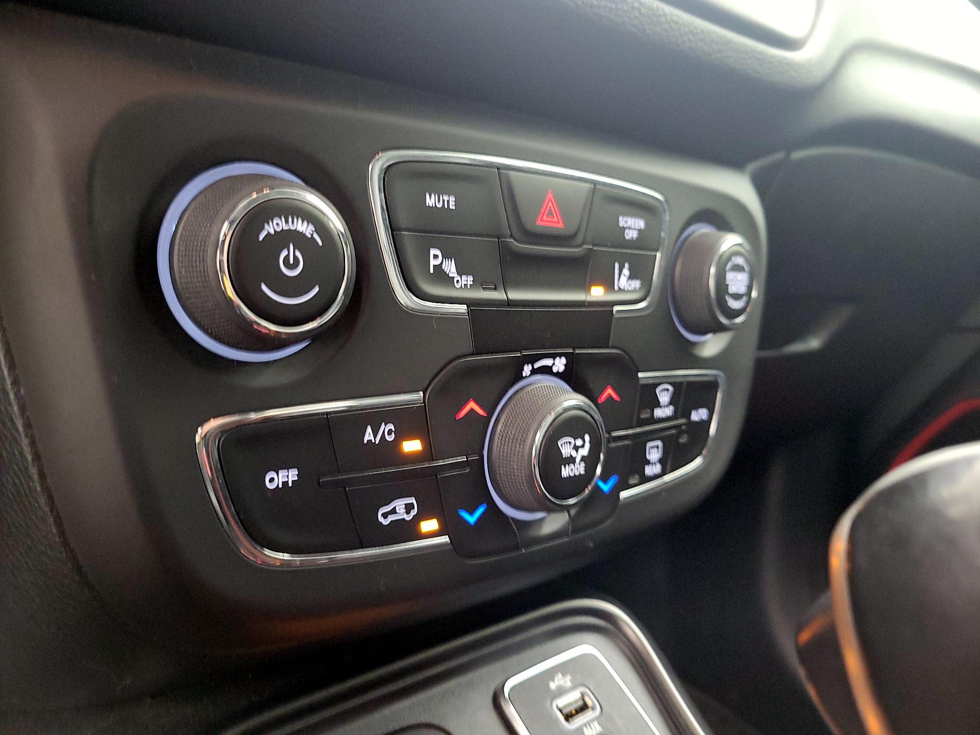 Thumbnail: 2017 Jeep Compass - 17