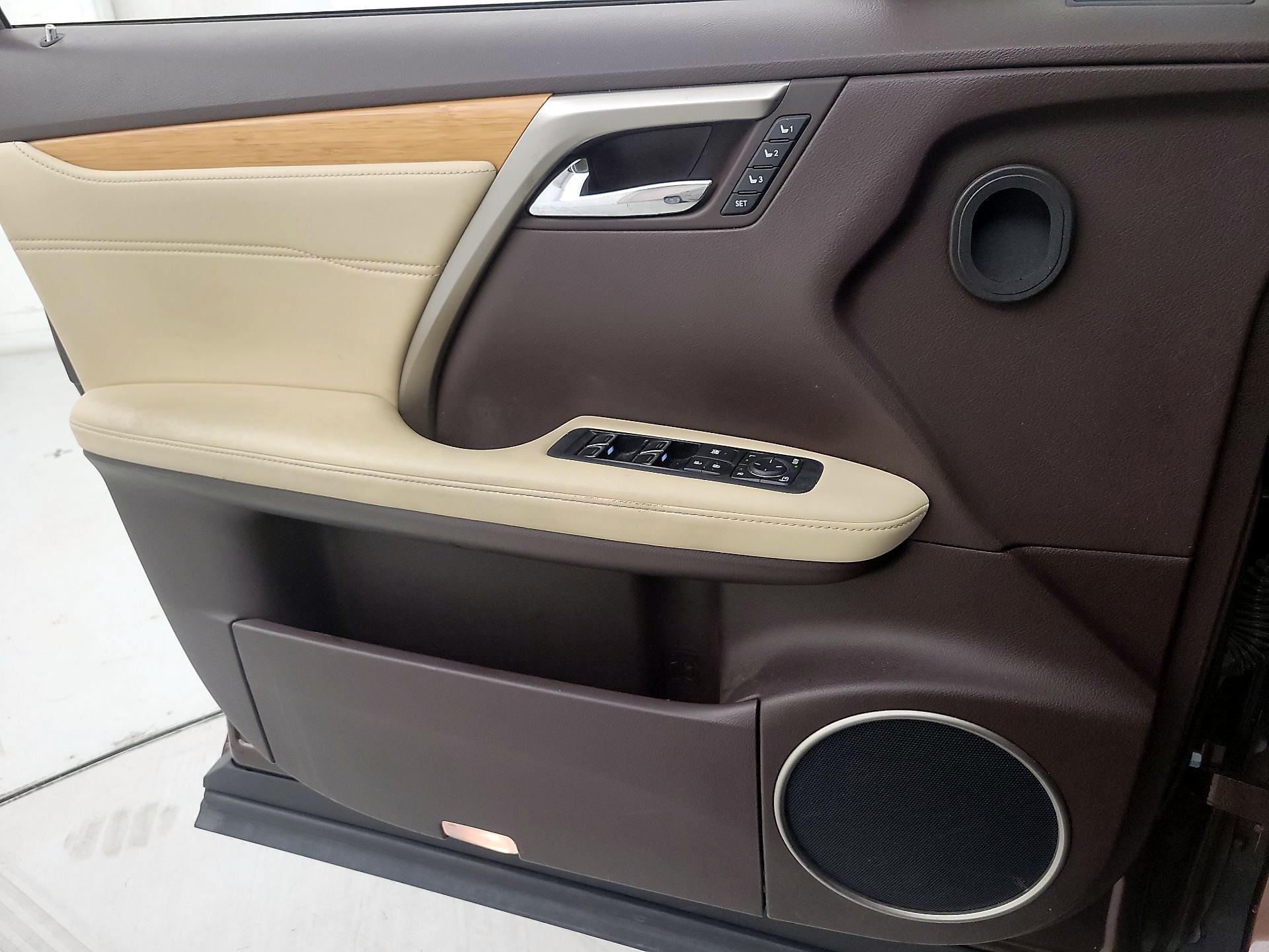 Thumbnail: 2016 Lexus RX - 12