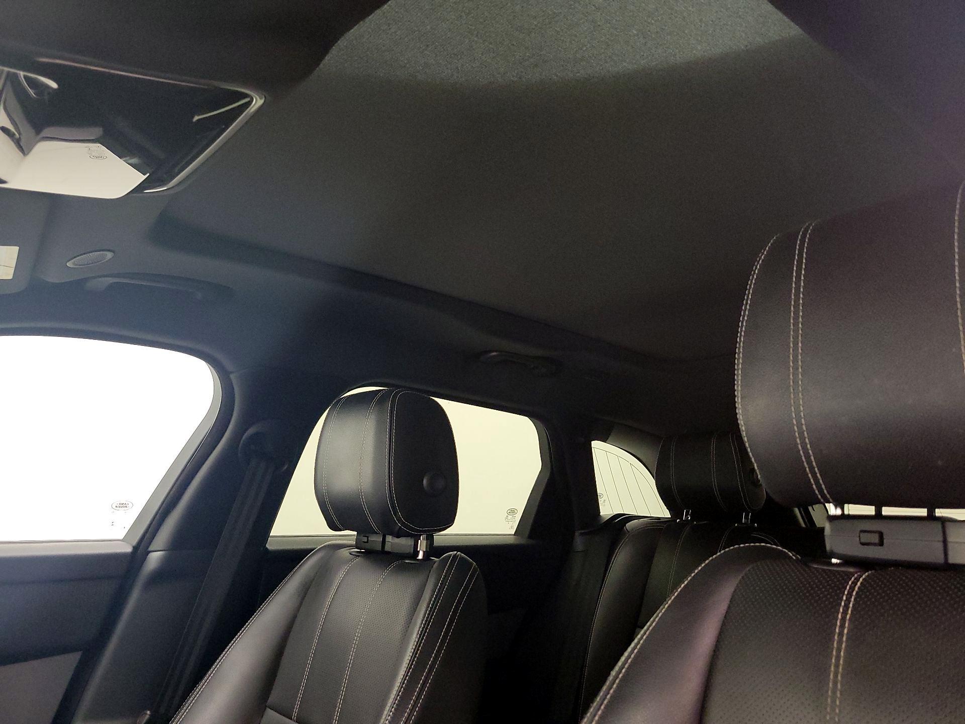 Thumbnail: 2021 Land Rover Range Rover Velar - 19