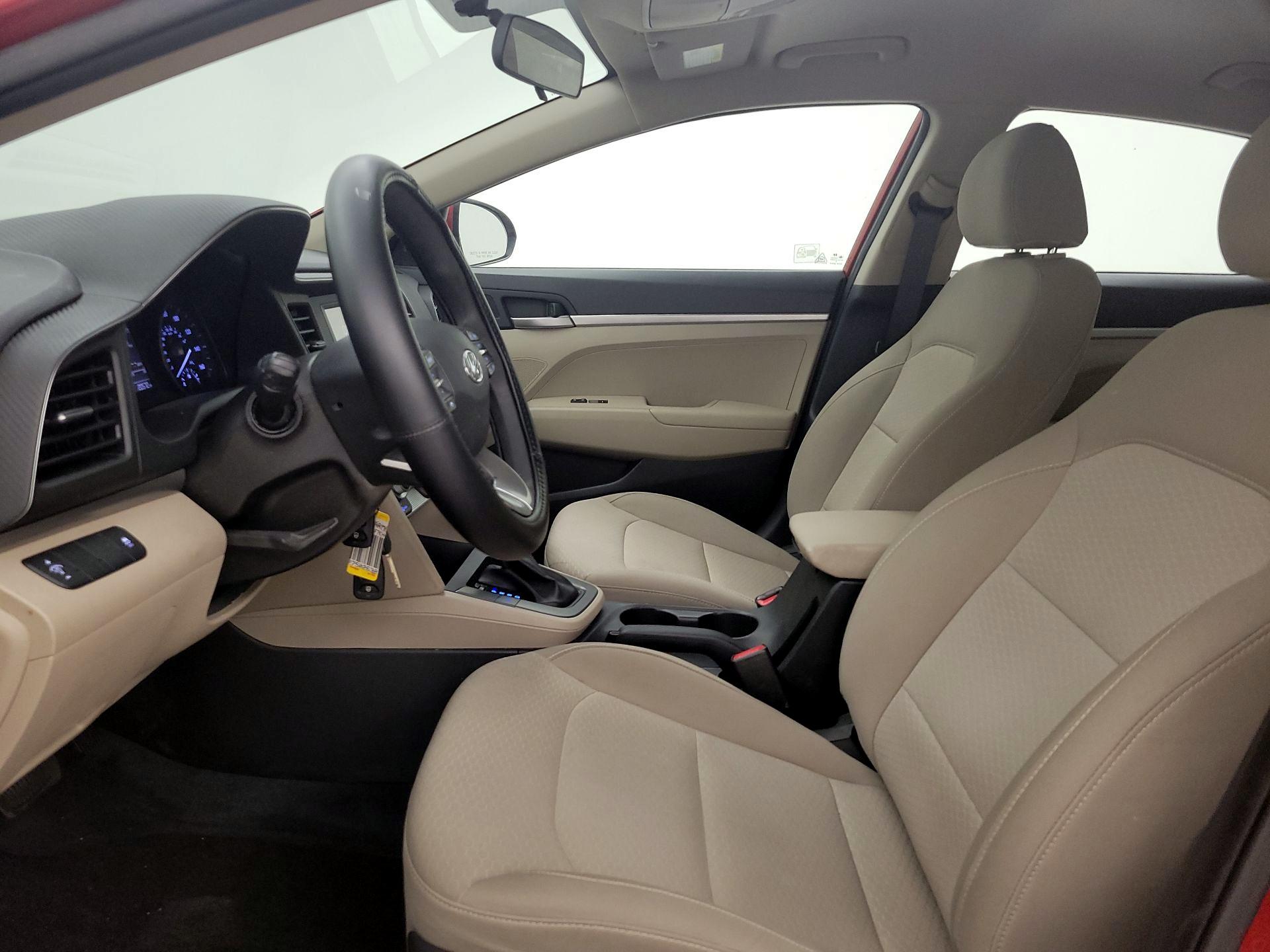 Thumbnail: 2019 Hyundai Elantra - 11